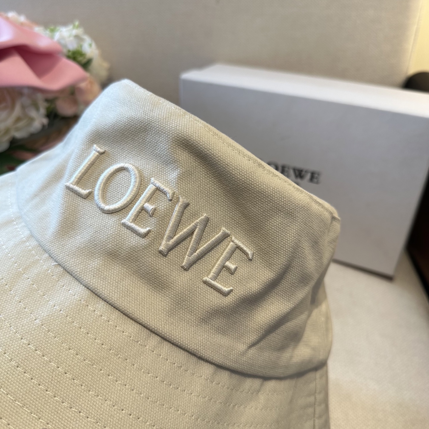 LOEWE罗意威 专柜新品渔夫帽，原单品质，内标齐全，头围57cm