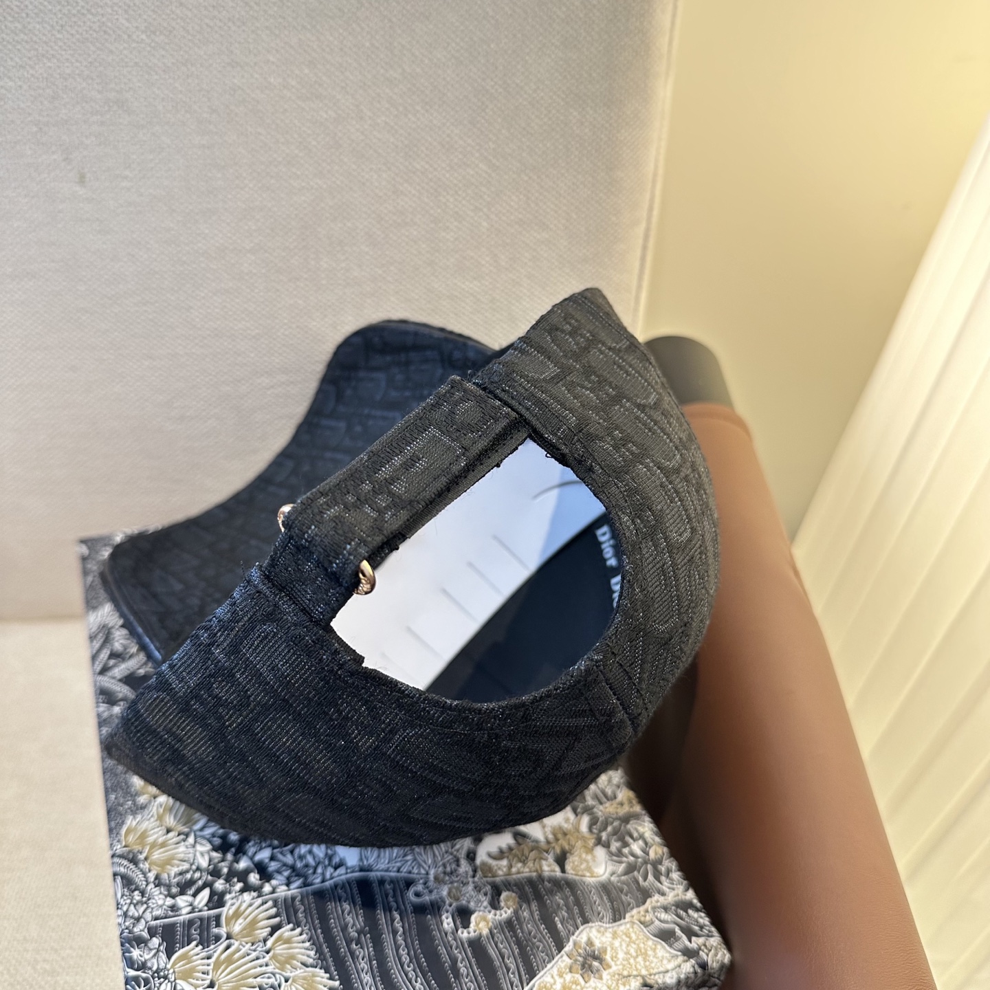 迪奥Dior 官网最新老花 迪奥 防晒指数超高，特别显脸小，有型不软塌，携带方便🤗