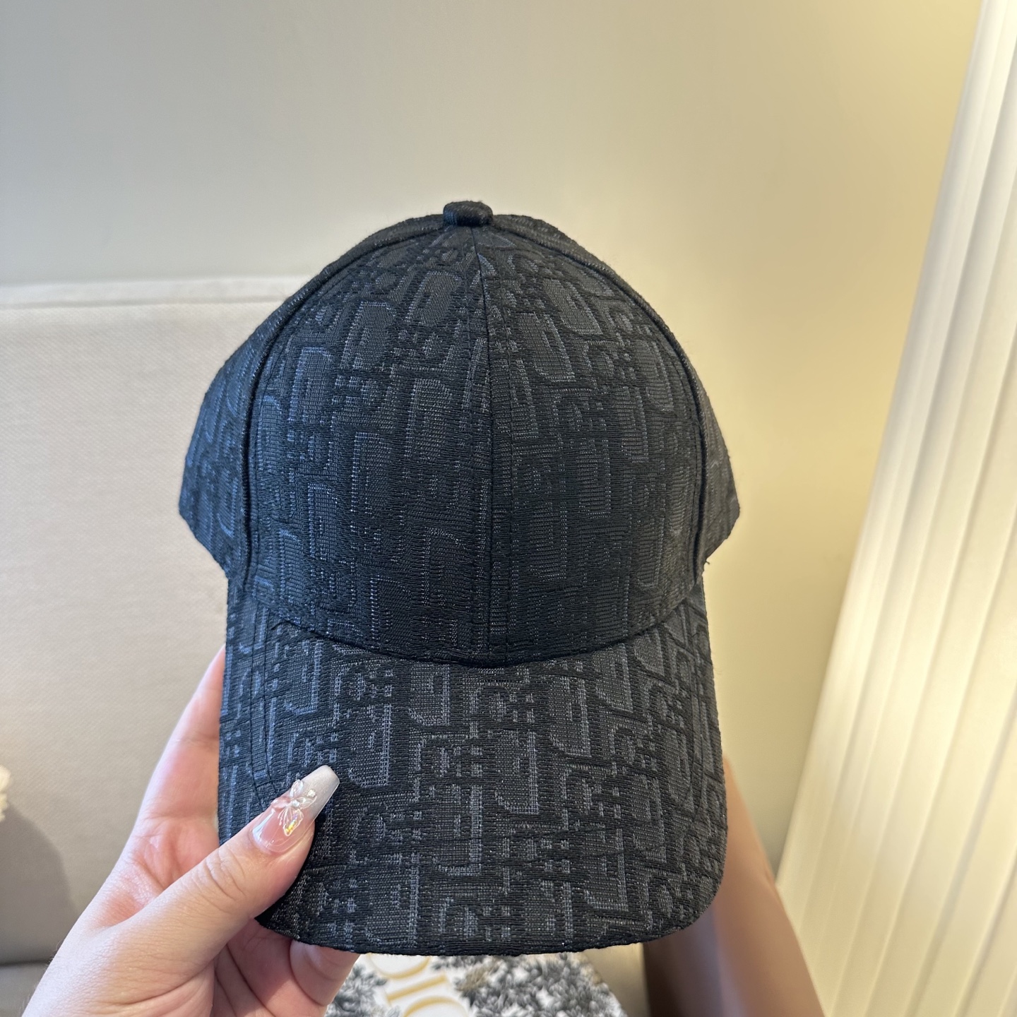 迪奥Dior 官网最新老花 迪奥 防晒指数超高，特别显脸小，有型不软塌，携带方便🤗