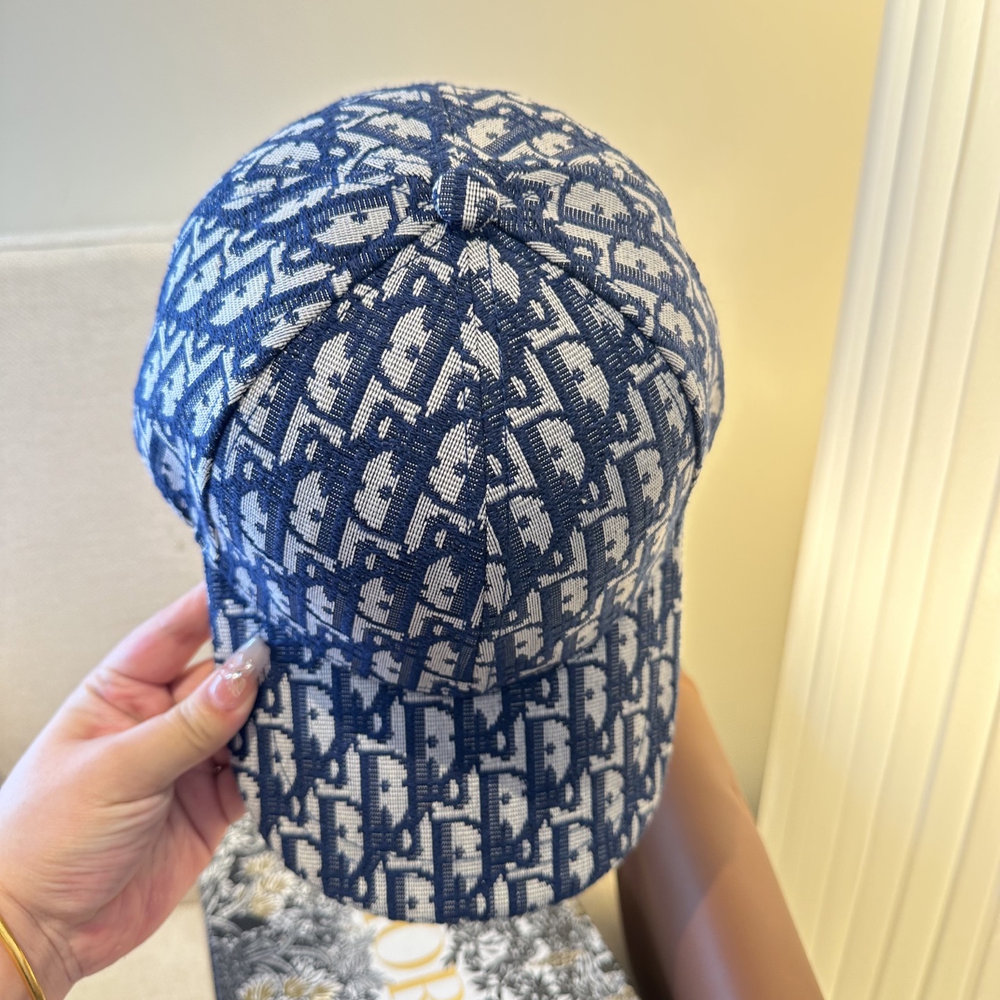 迪奥Dior 官网最新老花 迪奥防晒指数超高，特别显脸小，有型不软塌，携带方便🤗