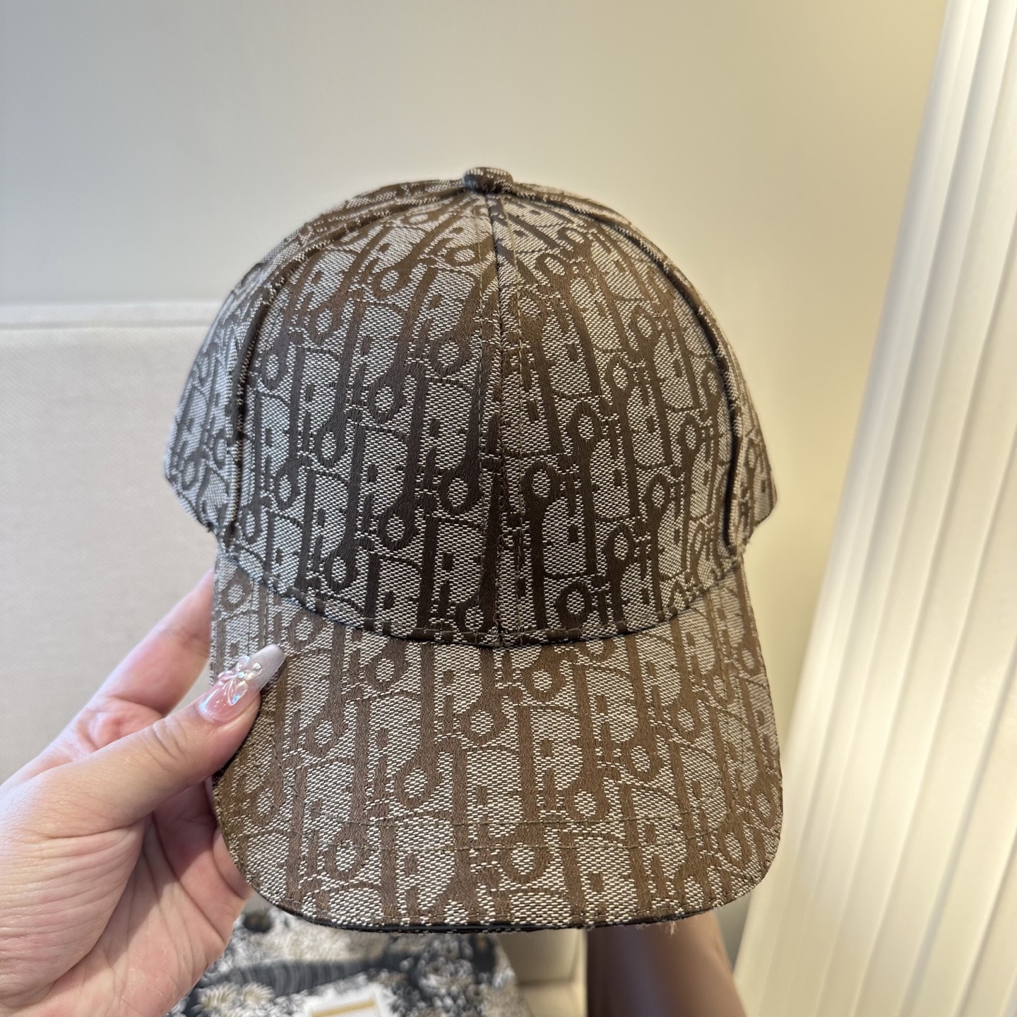 迪奥Dior 官网最新老花 迪奥防晒指数超高，特别显脸小，有型不软塌，携带方便🤗