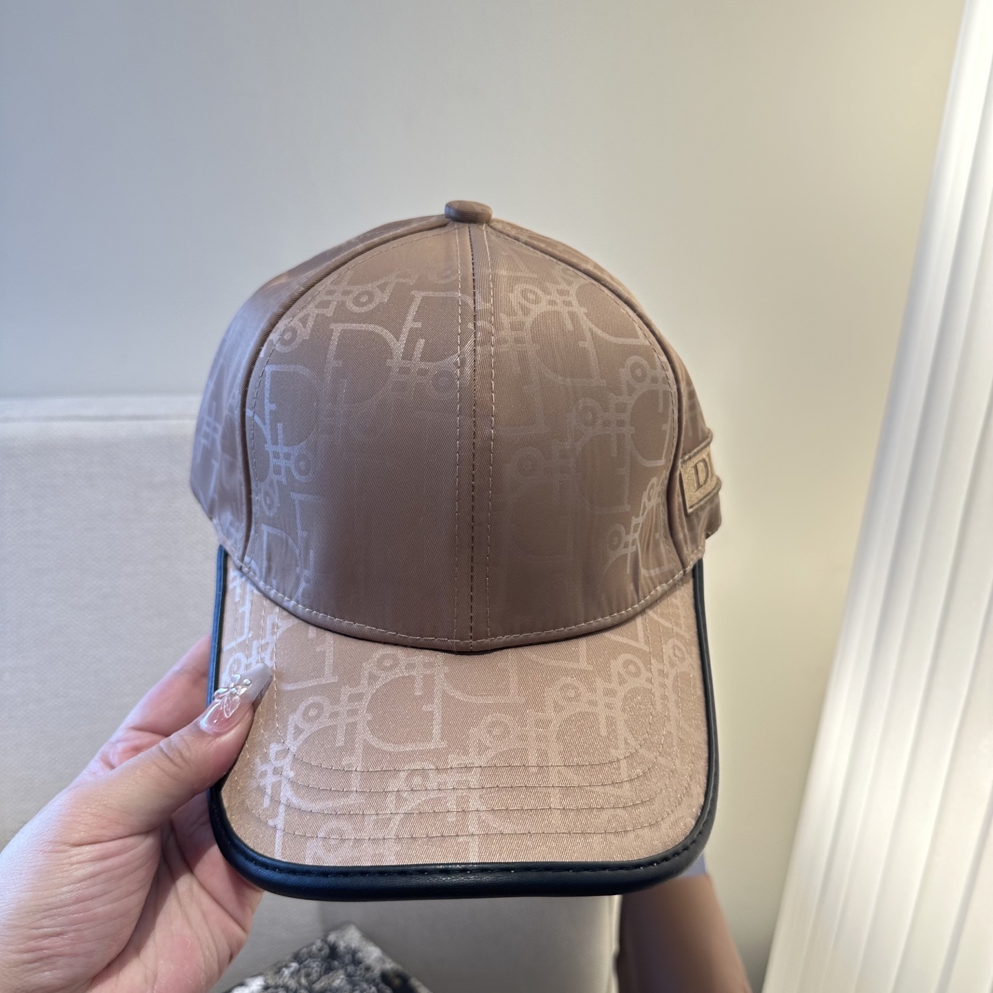 迪奥Dior 官网最新老花 迪奥防晒指数超高，特别显脸小，有型不软塌，携带方便🤗