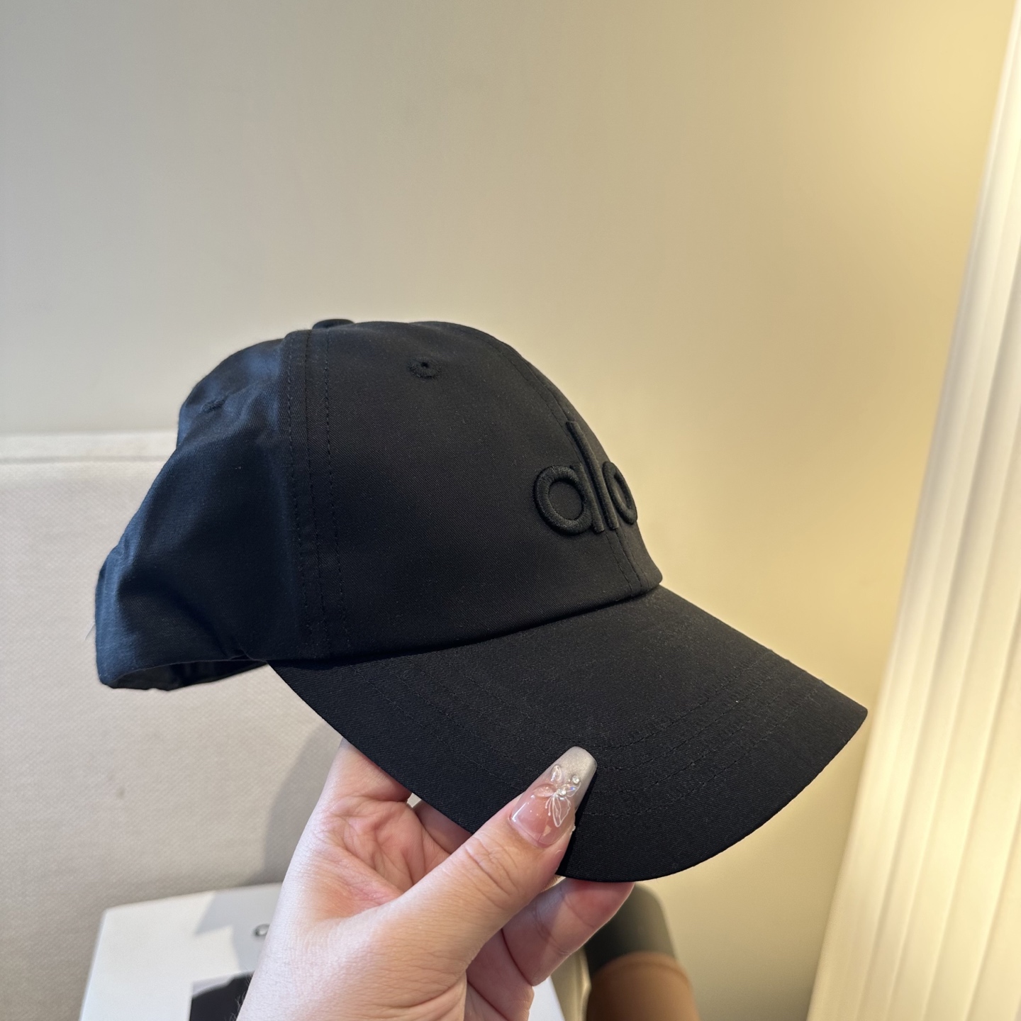 Alo 🔥爆款 新款棒球帽定制面料，简约时尚更透气，超火爆现货秒发