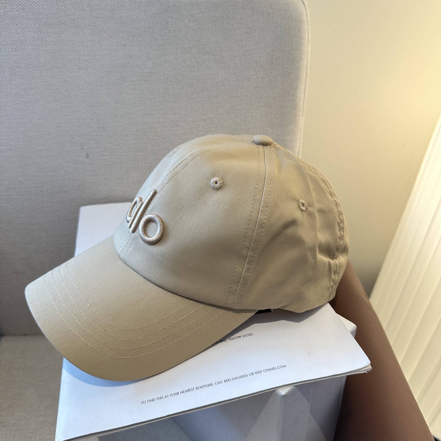 Alo 🔥爆款 新款棒球帽定制面料，简约时尚更透气，超火爆现货秒发