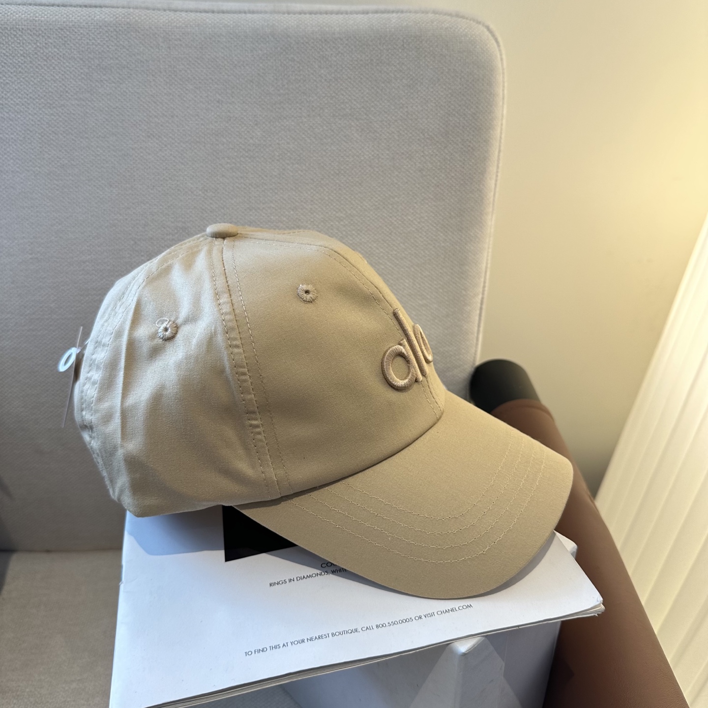 Alo 🔥爆款 新款棒球帽定制面料，简约时尚更透气，超火爆现货秒发