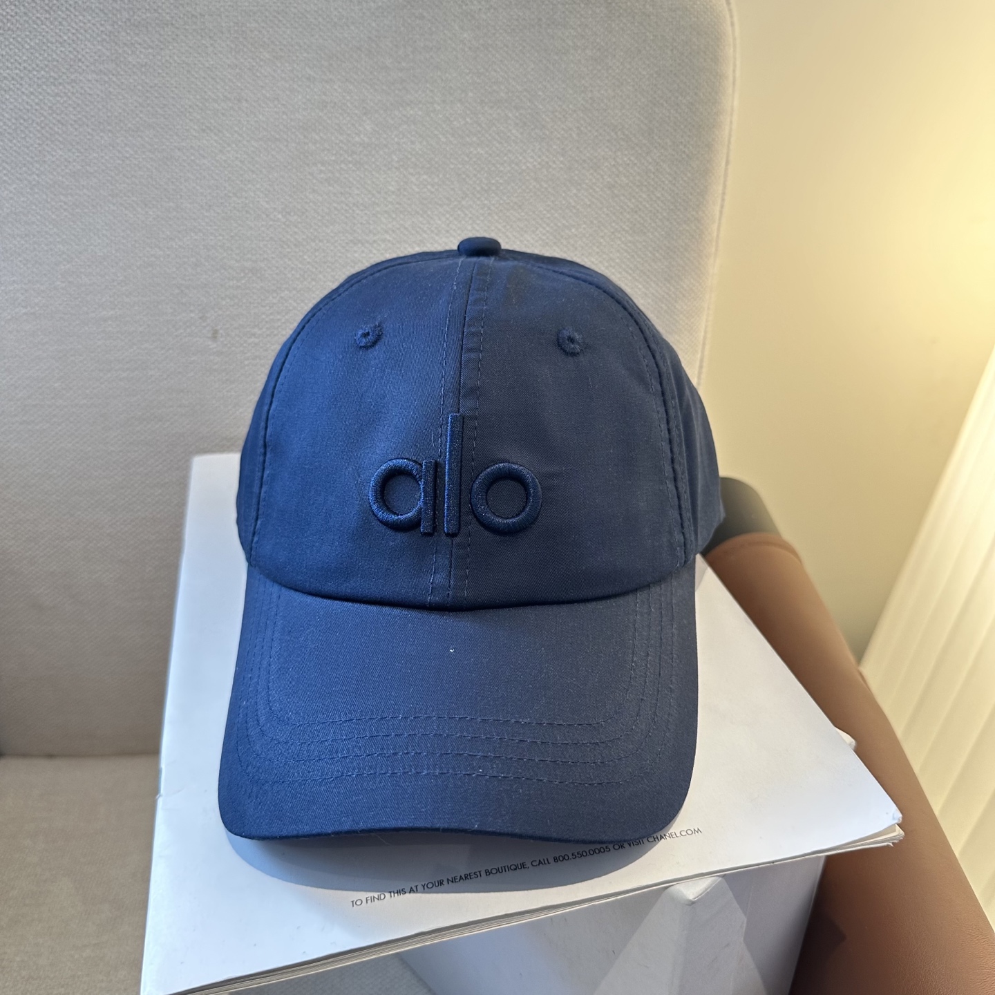 Alo 🔥爆款 新款棒球帽定制面料，简约时尚更透气，超火爆现货秒发