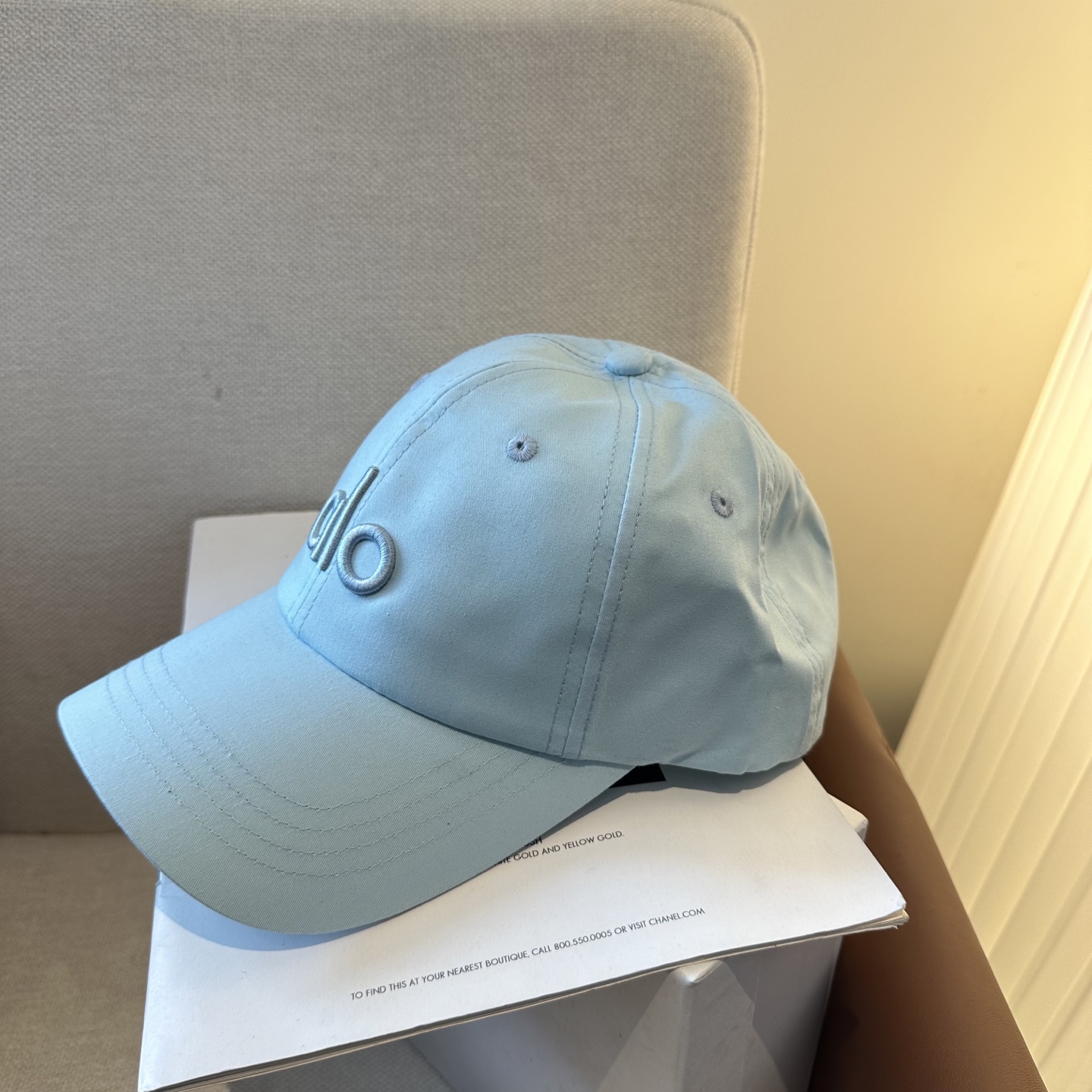 Alo 🔥爆款 新款棒球帽定制面料，简约时尚更透气，超火爆现货秒发