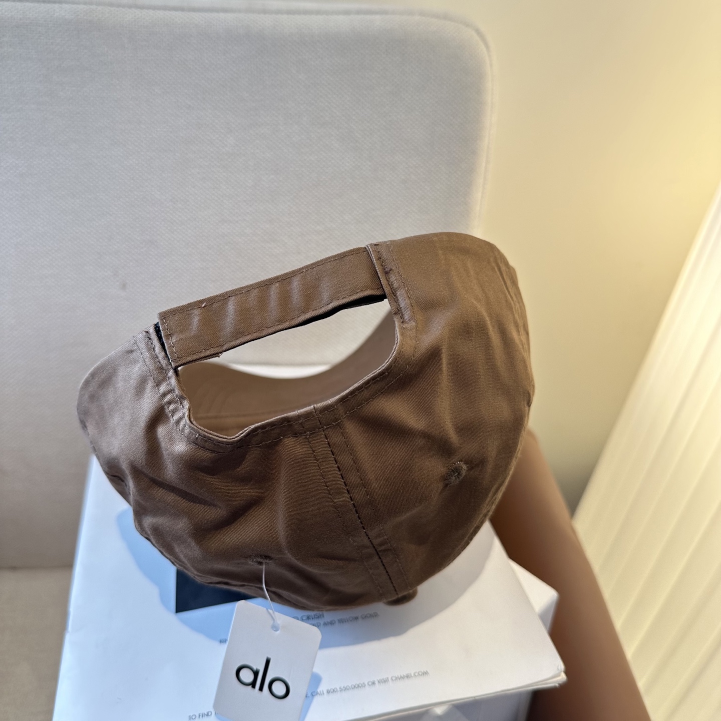 Alo 🔥爆款 新款棒球帽定制面料，简约时尚更透气，超火爆现货秒发