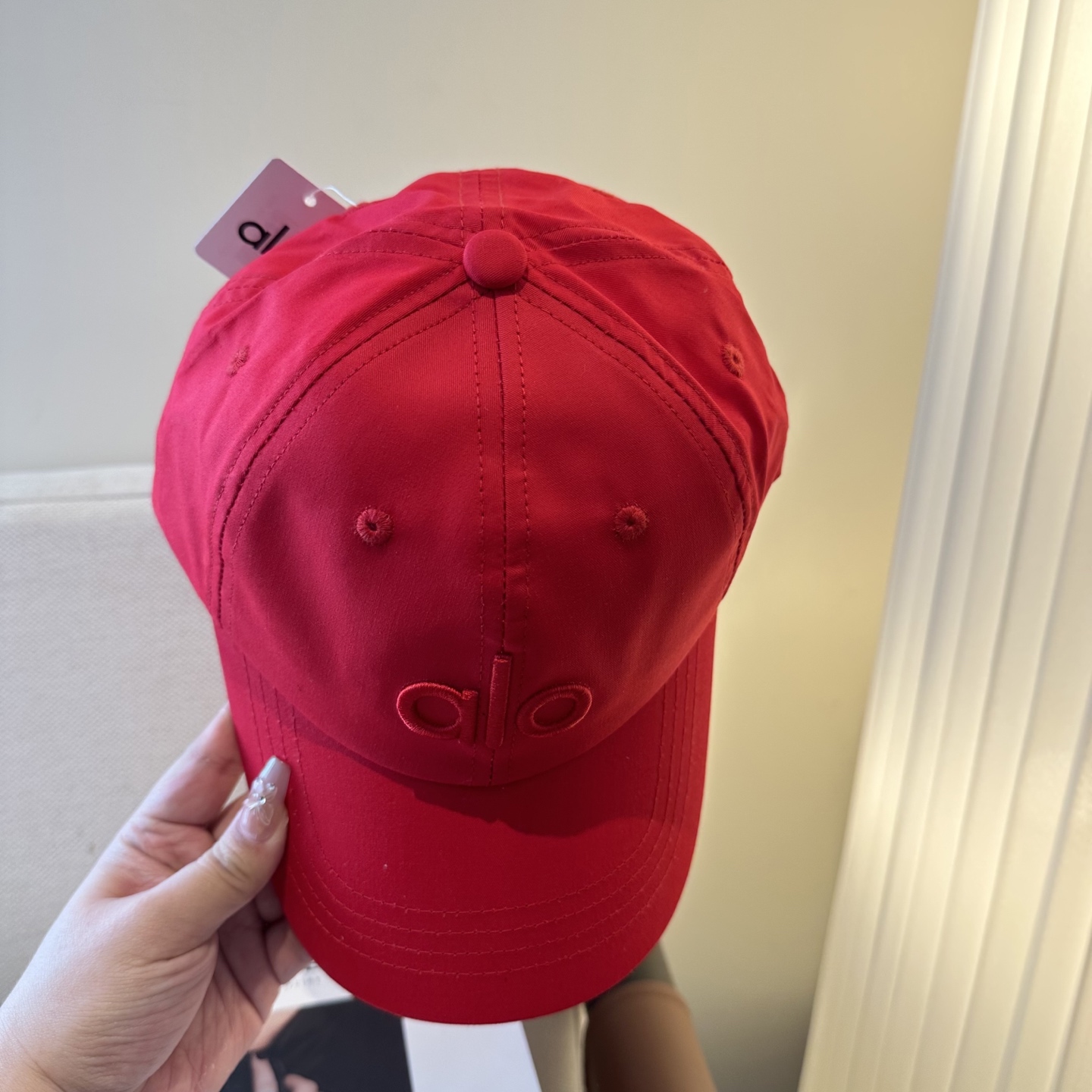 Alo 🔥爆款 新款棒球帽定制面料，简约时尚更透气，超火爆现货秒发