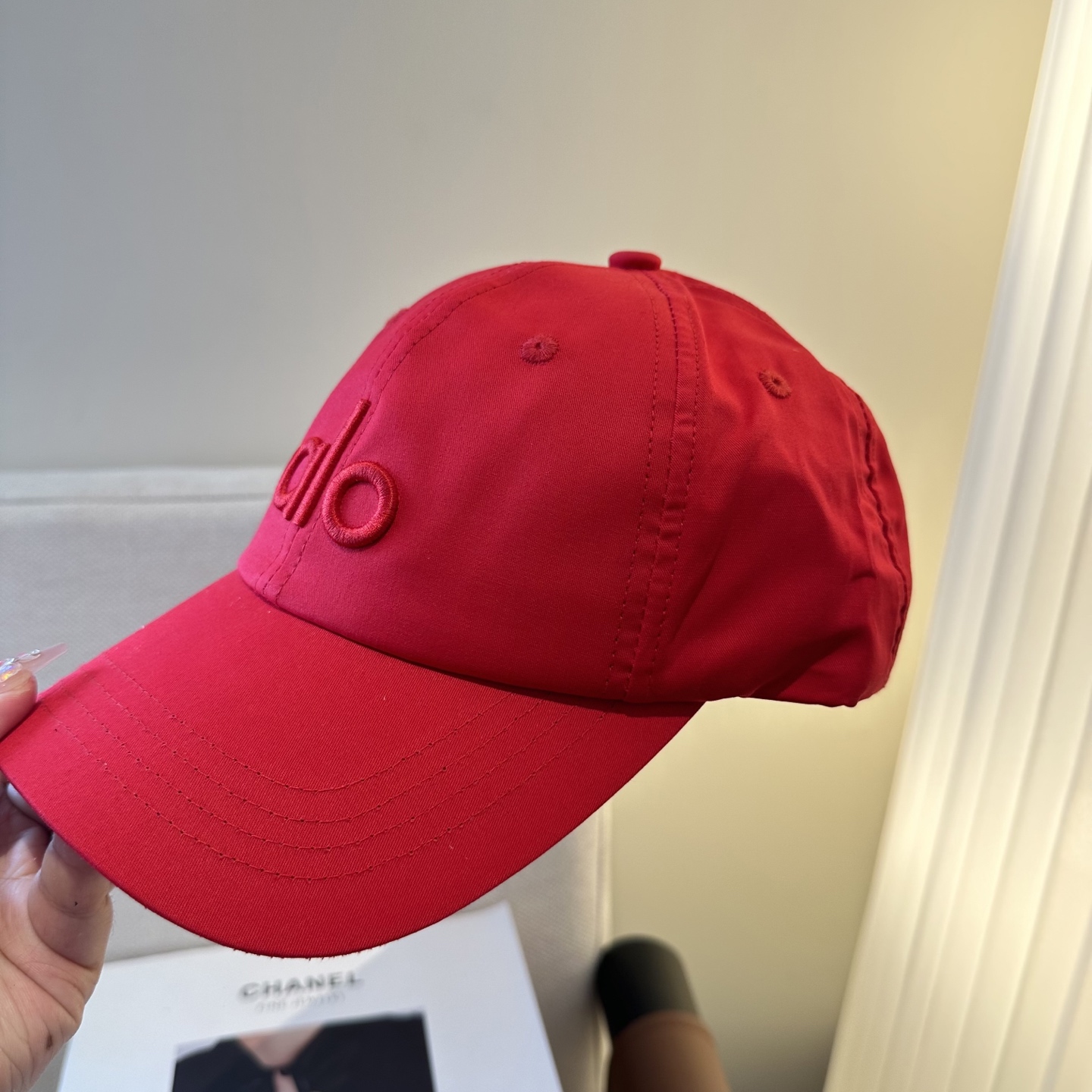 Alo 🔥爆款 新款棒球帽定制面料，简约时尚更透气，超火爆现货秒发