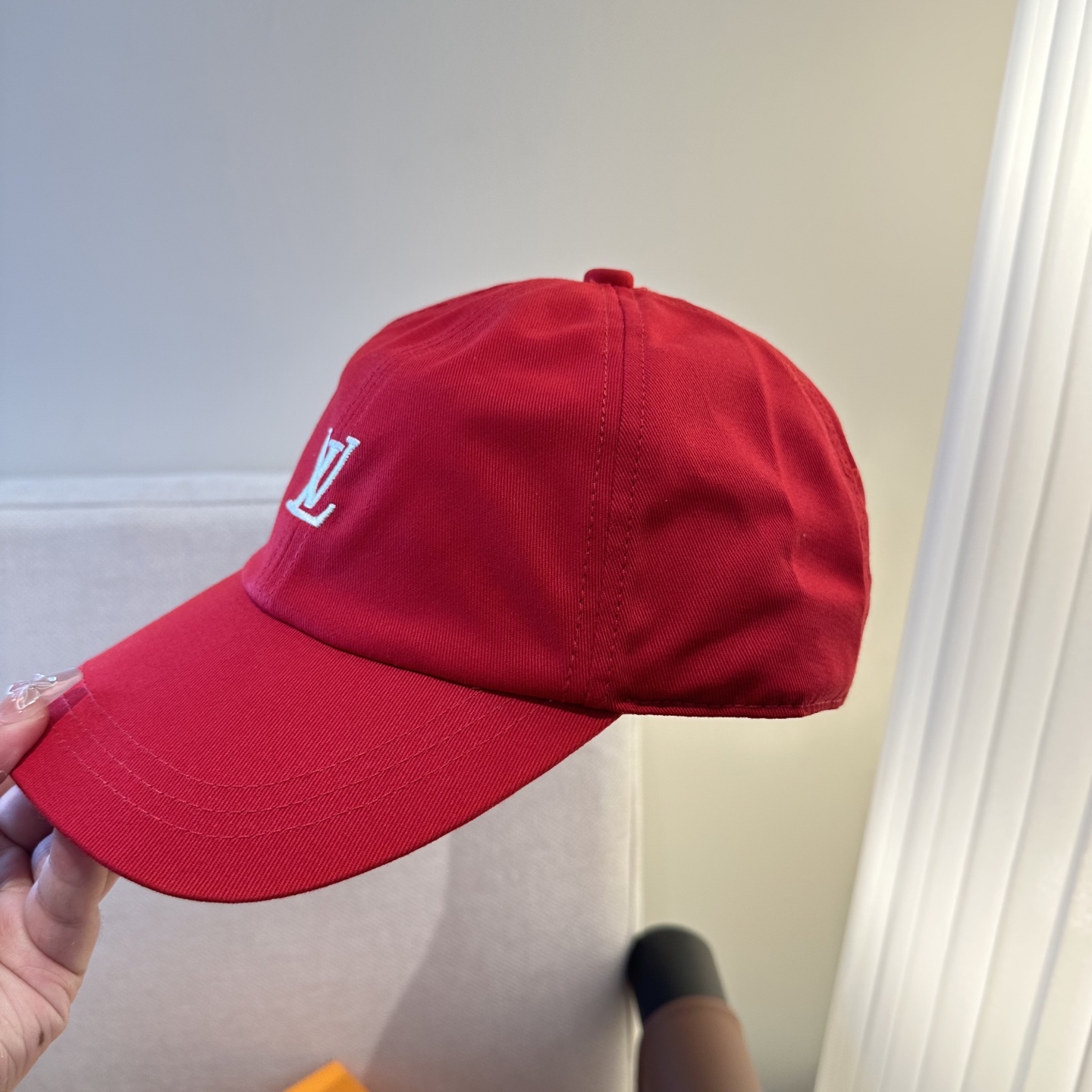 🧢路易威登棒球帽 LouisVuitton😍新款LV棒球帽，重工打造♥️高端大气，百搭款🤗男女通用！