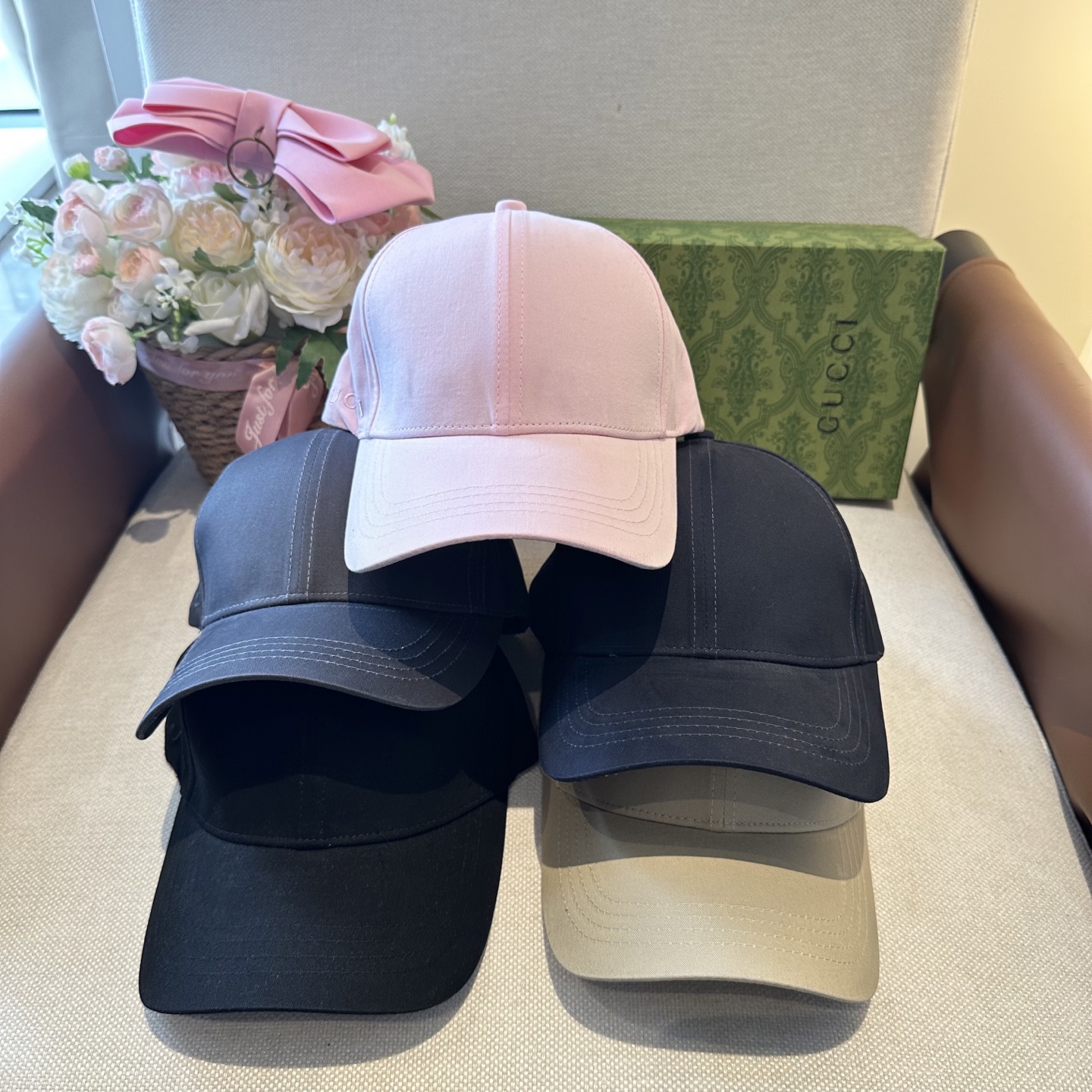 🧢GUCCI古奇棒球帽 😍新款棒球帽，重工打造♥️高端大气，百搭款🤗男女通用！