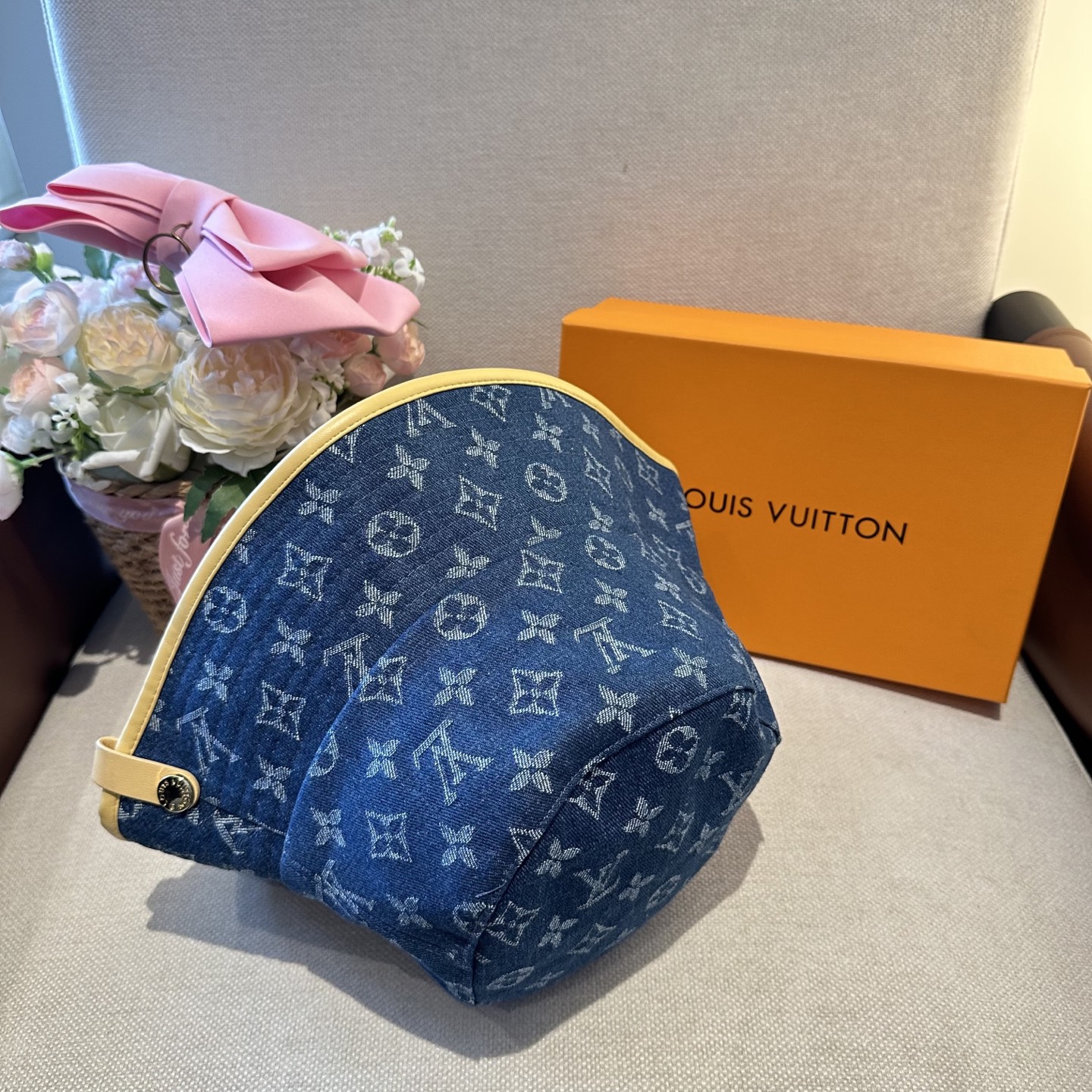 Lv路易威登2025 新款可遮阳帽女透气渔夫帽度假旅游拍照时尚搭子