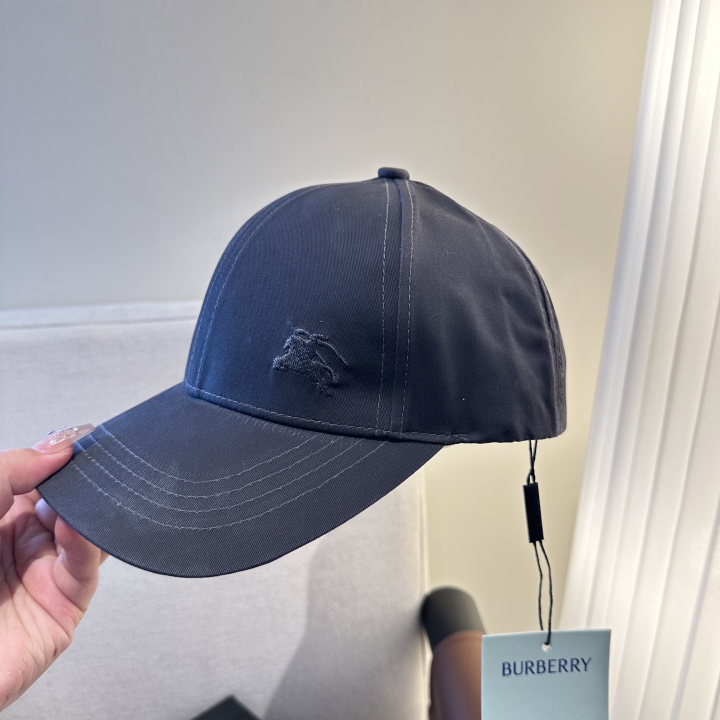 巴宝莉BURBERRY官网同步上线 韩版新款英伦风定制款1:1原单品质 男女通用棒球帽 美邦工艺 高版品