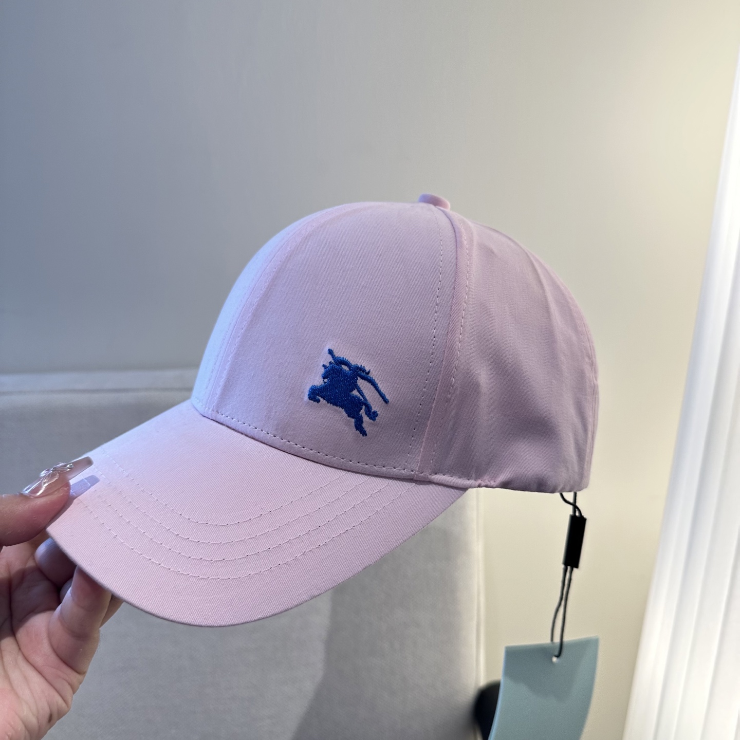 巴宝莉BURBERRY官网同步上线 韩版新款英伦风定制款1:1原单品质 男女通用棒球帽 美邦工艺 高版品