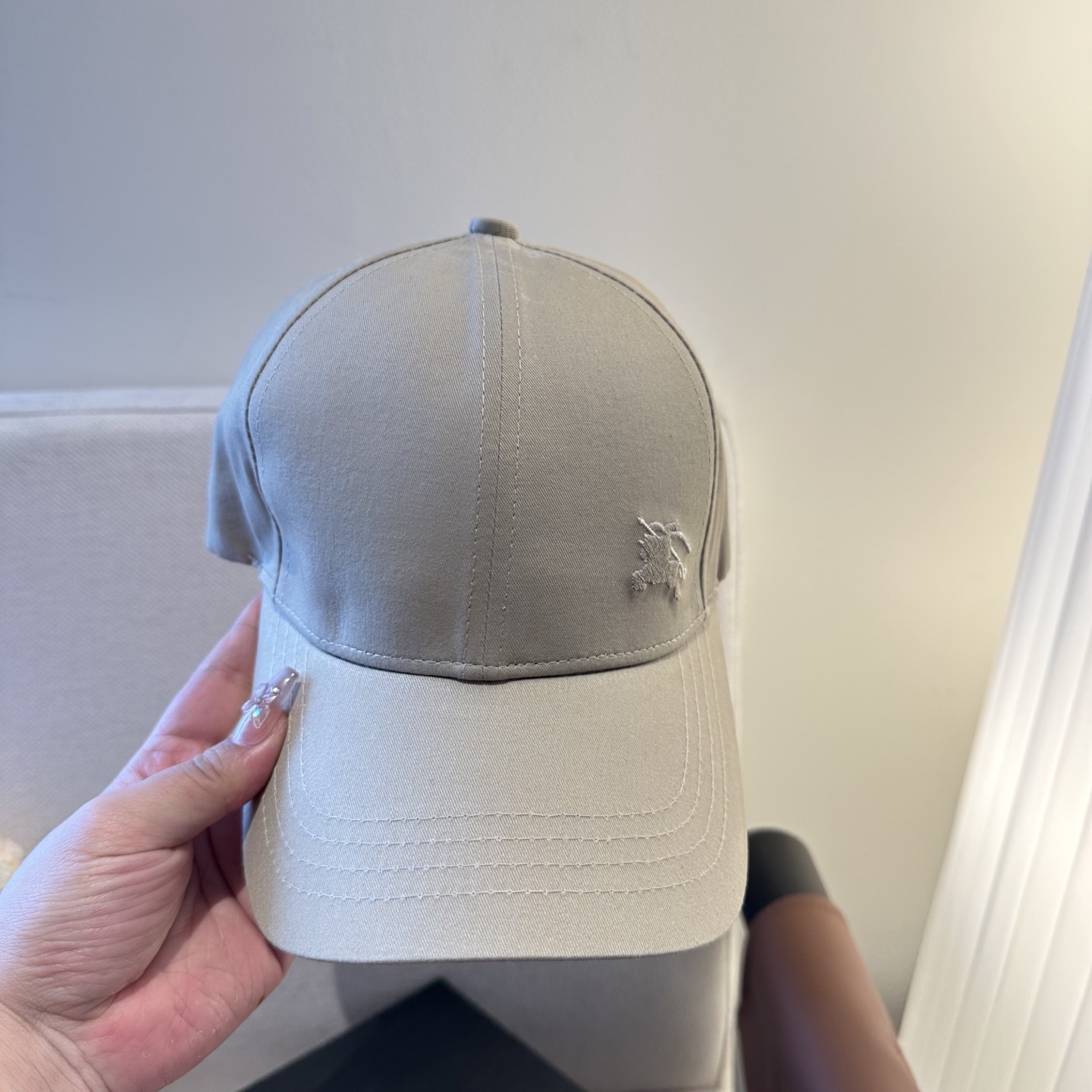 巴宝莉BURBERRY官网同步上线 韩版新款英伦风定制款1:1原单品质 男女通用棒球帽 美邦工艺 高版品