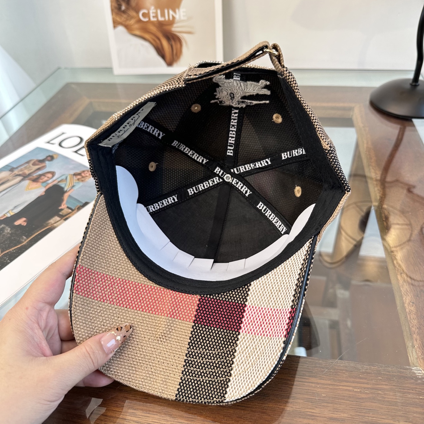 巴宝莉BURBERRY官网同步上线 韩版新款英伦风定制款1:1原单品质 男女通用棒球帽 美邦工艺 高版品