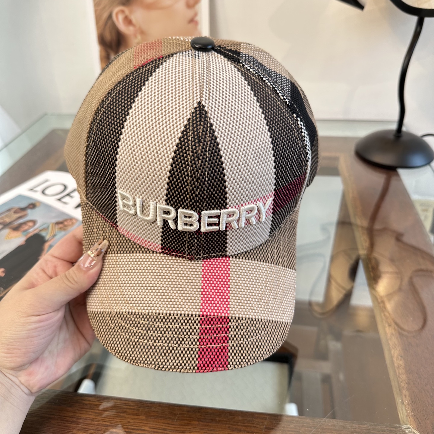 巴宝莉BURBERRY官网同步上线 韩版新款英伦风定制款1:1原单品质 男女通用棒球帽 美邦工艺 高版品