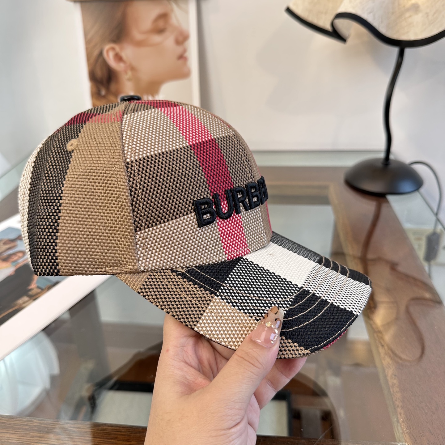 巴宝莉BURBERRY官网同步上线 韩版新款英伦风定制款1:1原单品质 男女通用棒球帽 美邦工艺 高版品
