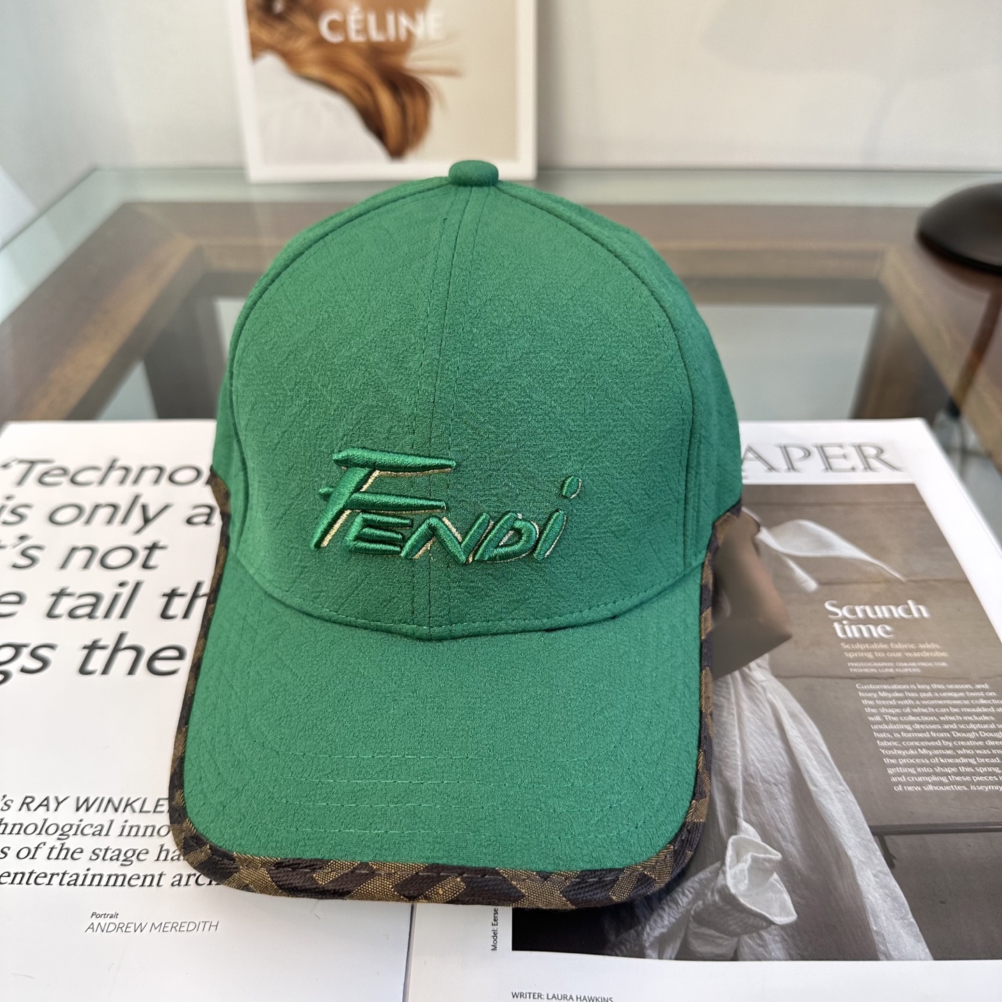 FENDI芬迪 新款棒球帽🧢 经典FF中古单品，气质穿搭单品，质量杠杠👍