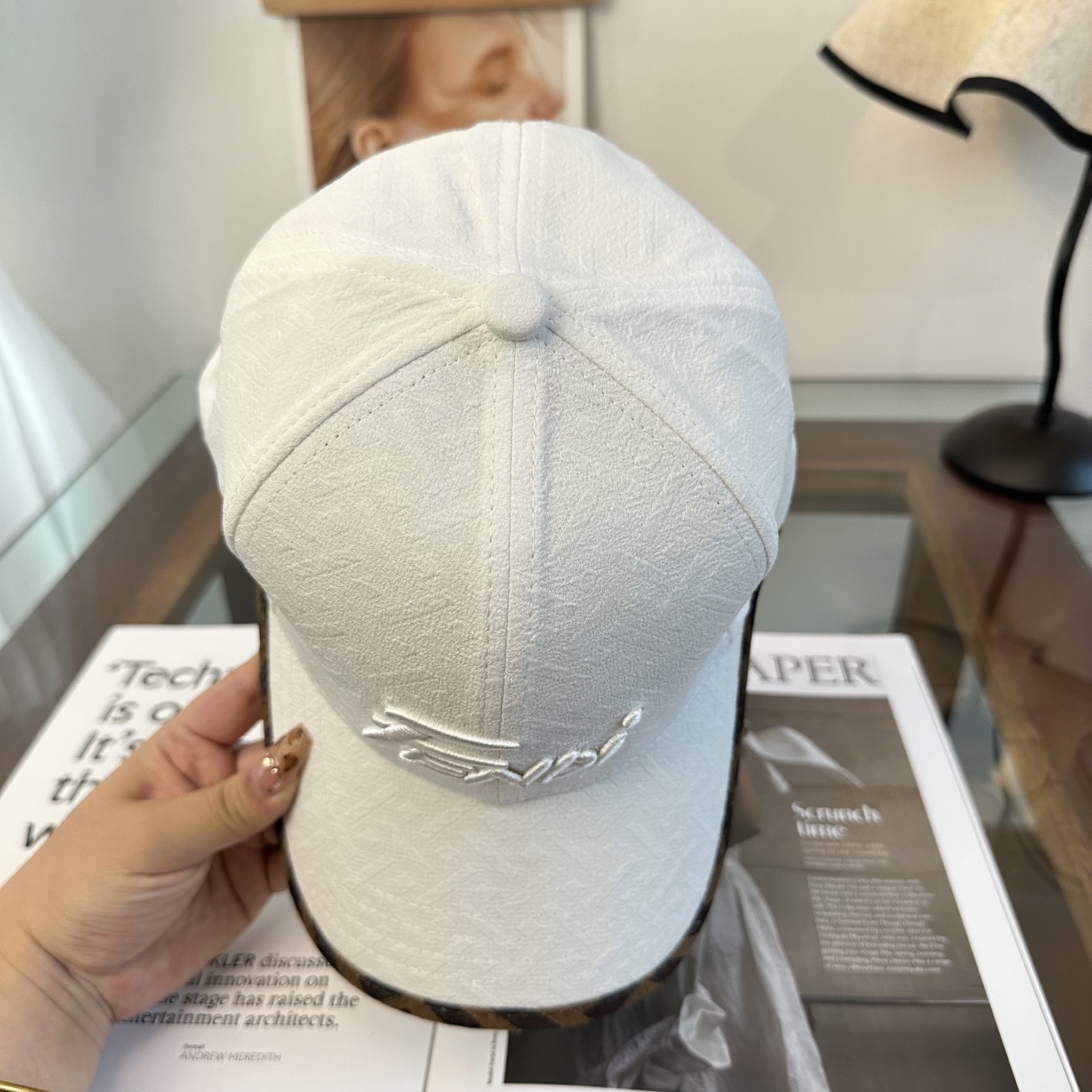 FENDI芬迪 新款棒球帽🧢 经典FF中古单品，气质穿搭单品，质量杠杠👍
