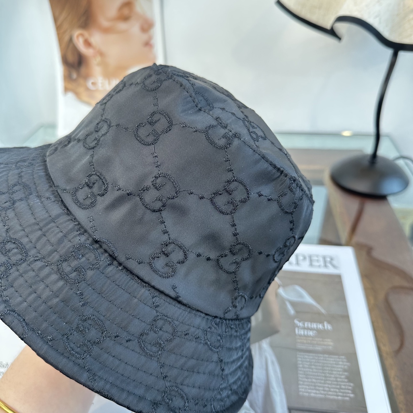 GUCCI古奇渔夫帽👒官网新品Gucci渔夫帽火爆来袭 工艺非常精美 高档大气上档次！低调奢华，方便携带