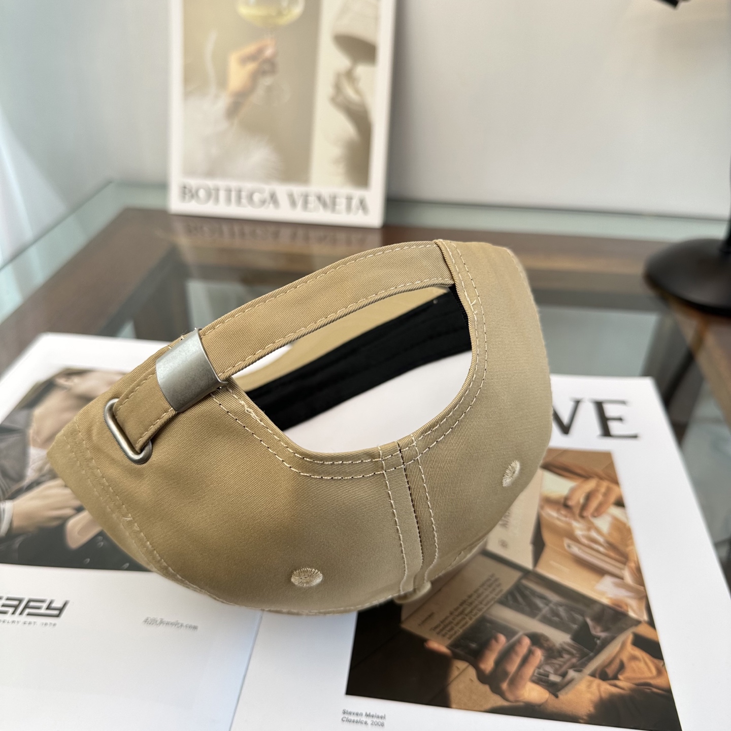 HERMÈS (爱马仕)最新款原单棒球帽 正品开模订制，做工细致，时尚帅气质量超赞！