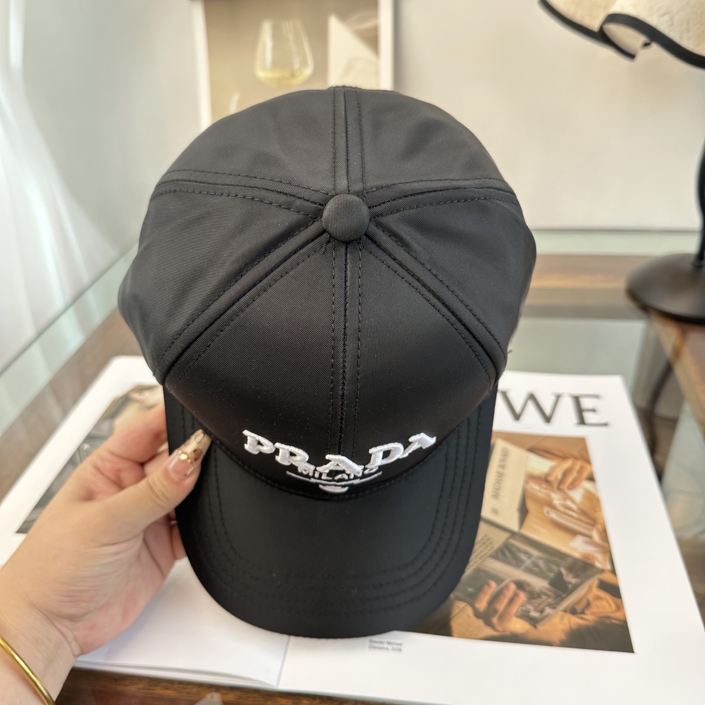 Prada 普拉达 棒球帽