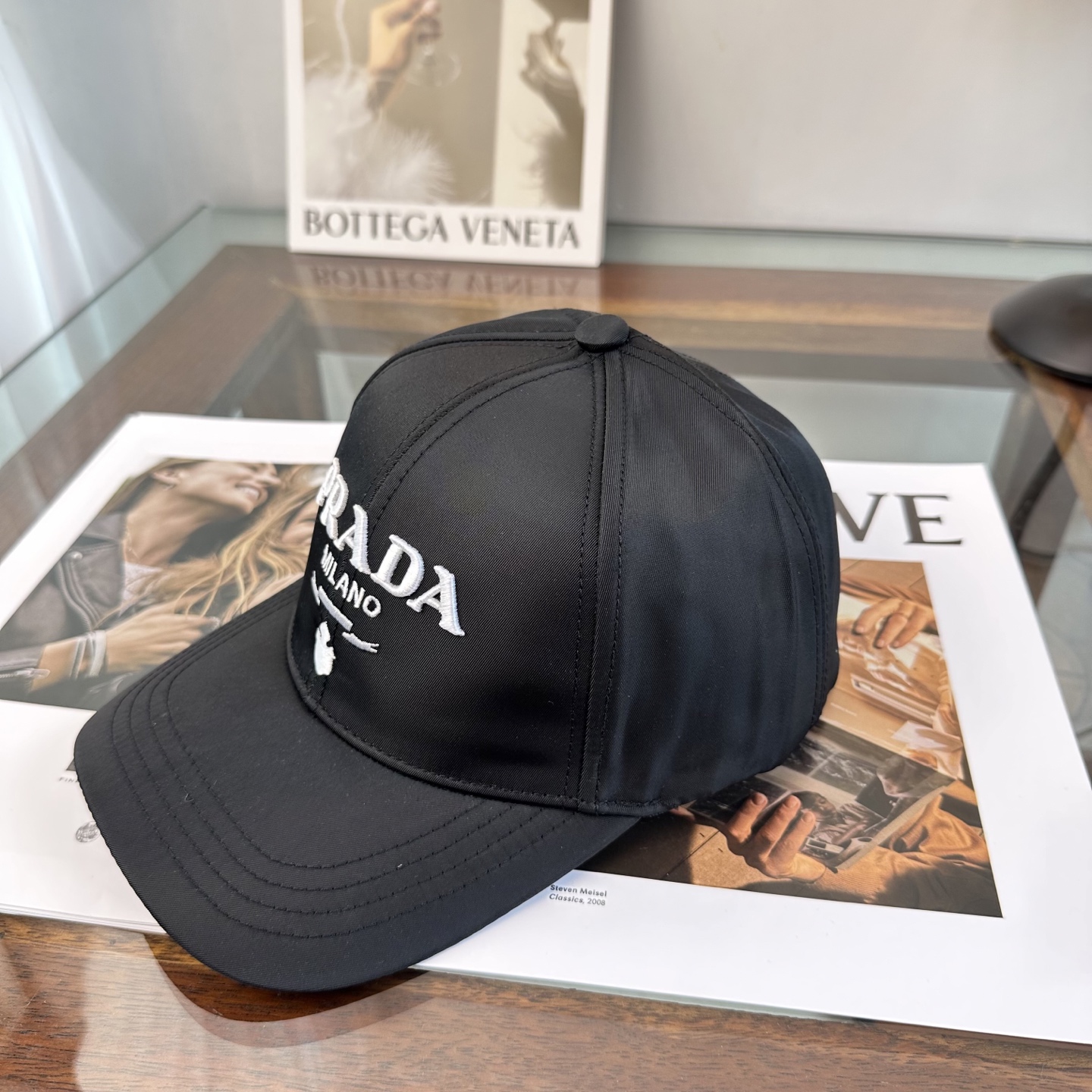 Prada 普拉达 棒球帽