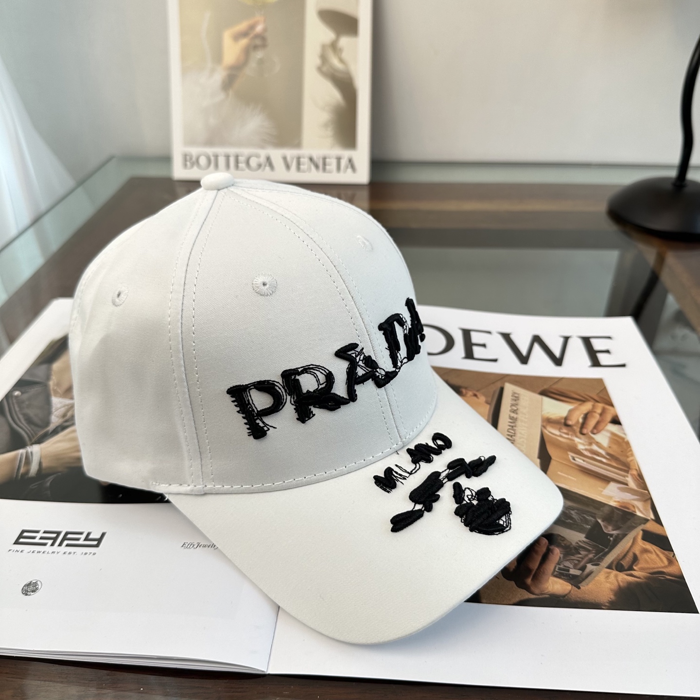 Prada 普拉达 棒球帽