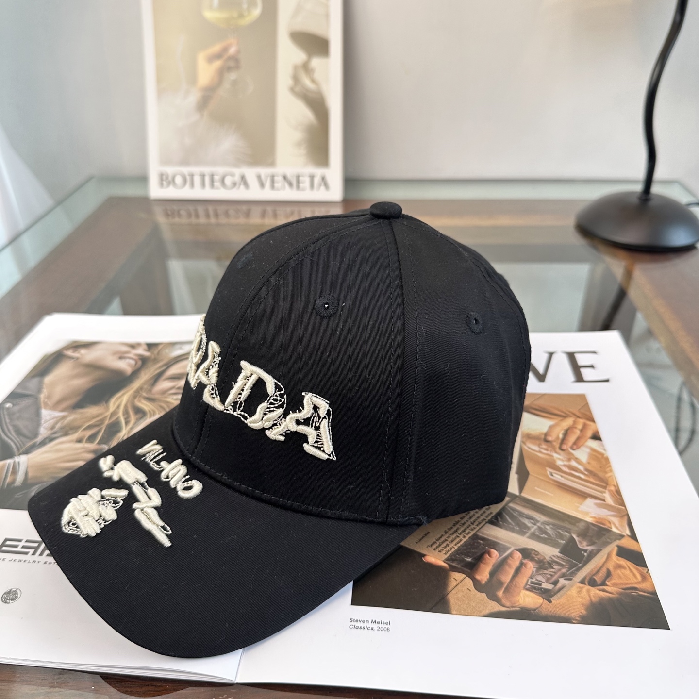 Prada 普拉达 棒球帽