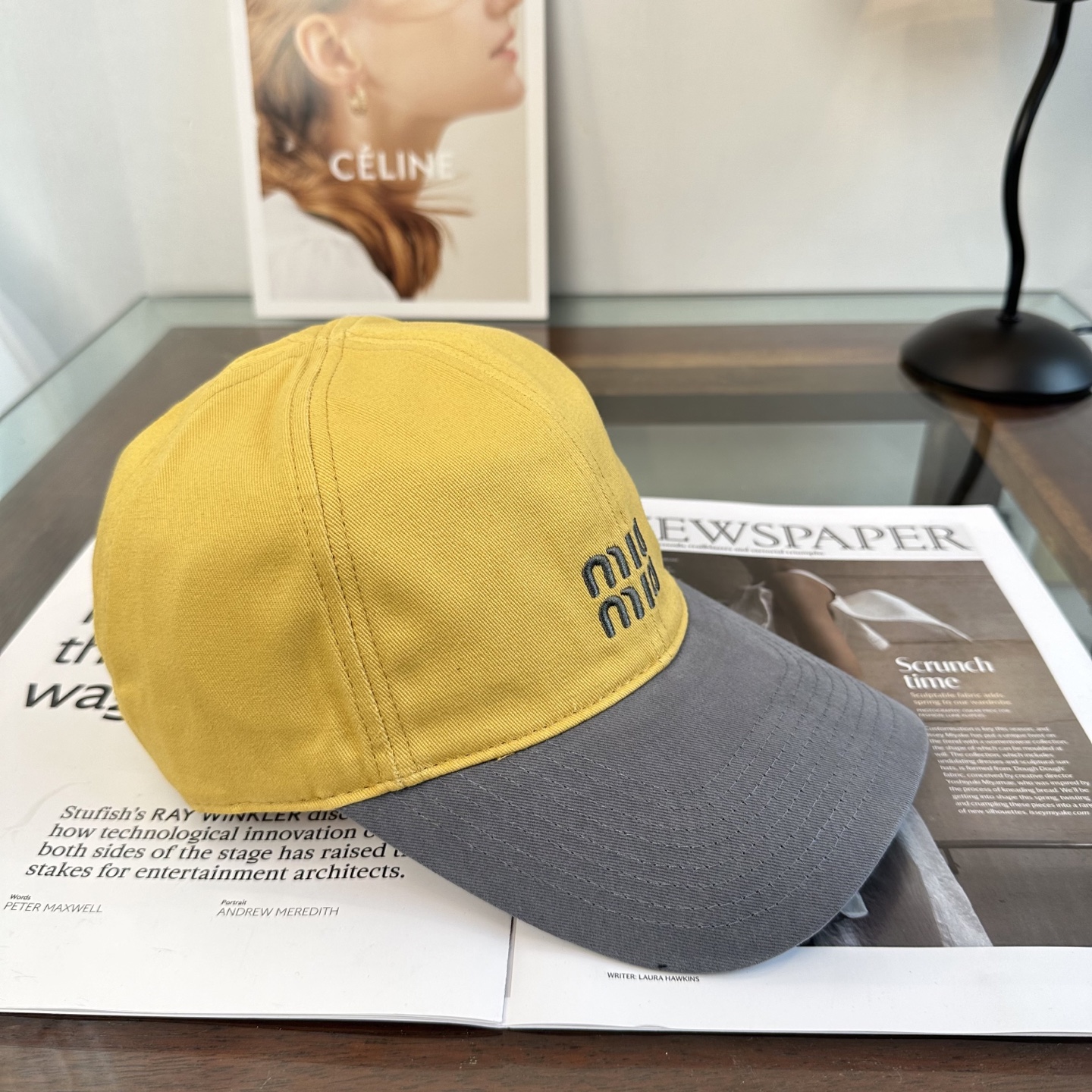 缪缪miumiu 棒球帽 简单休闲风的棒球帽 减龄百搭 适配度很高！简单随性~出街拍照拗造型非常加分~男