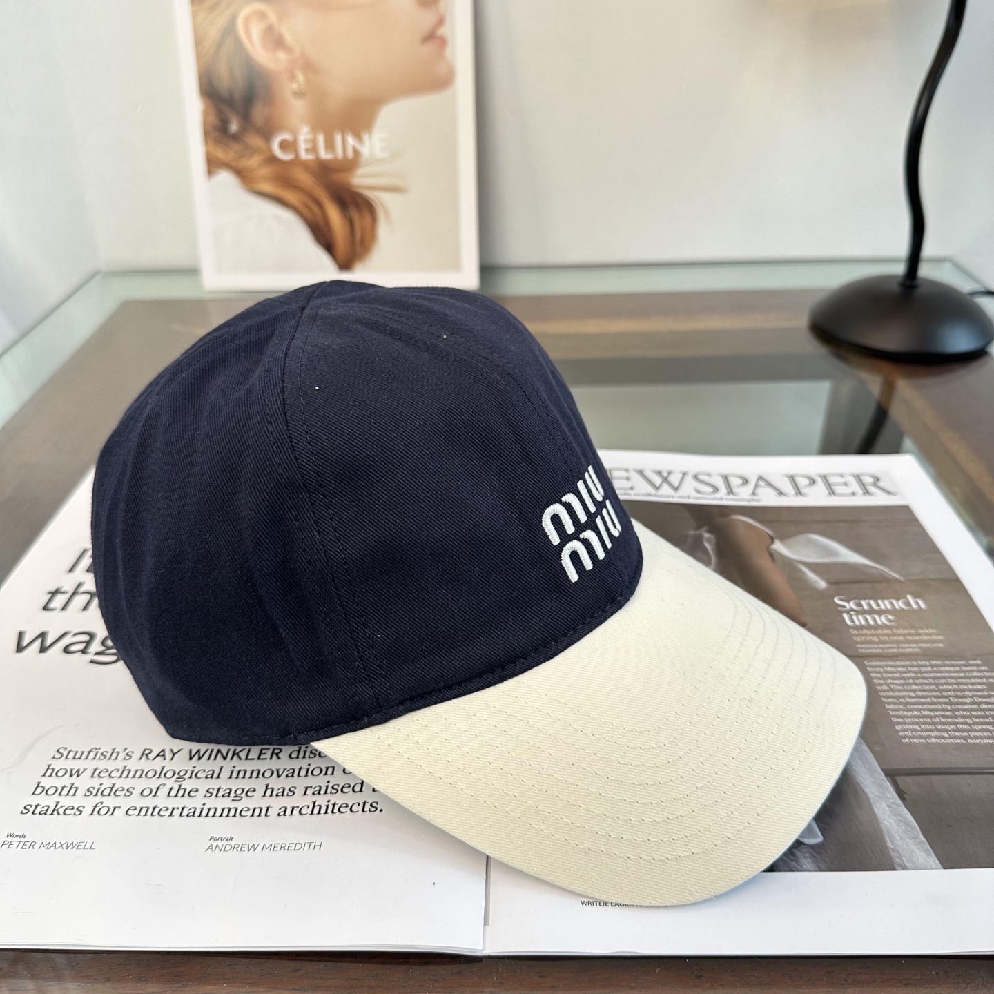 缪缪miumiu 棒球帽 简单休闲风的棒球帽 减龄百搭 适配度很高！简单随性~出街拍照拗造型非常加分~男