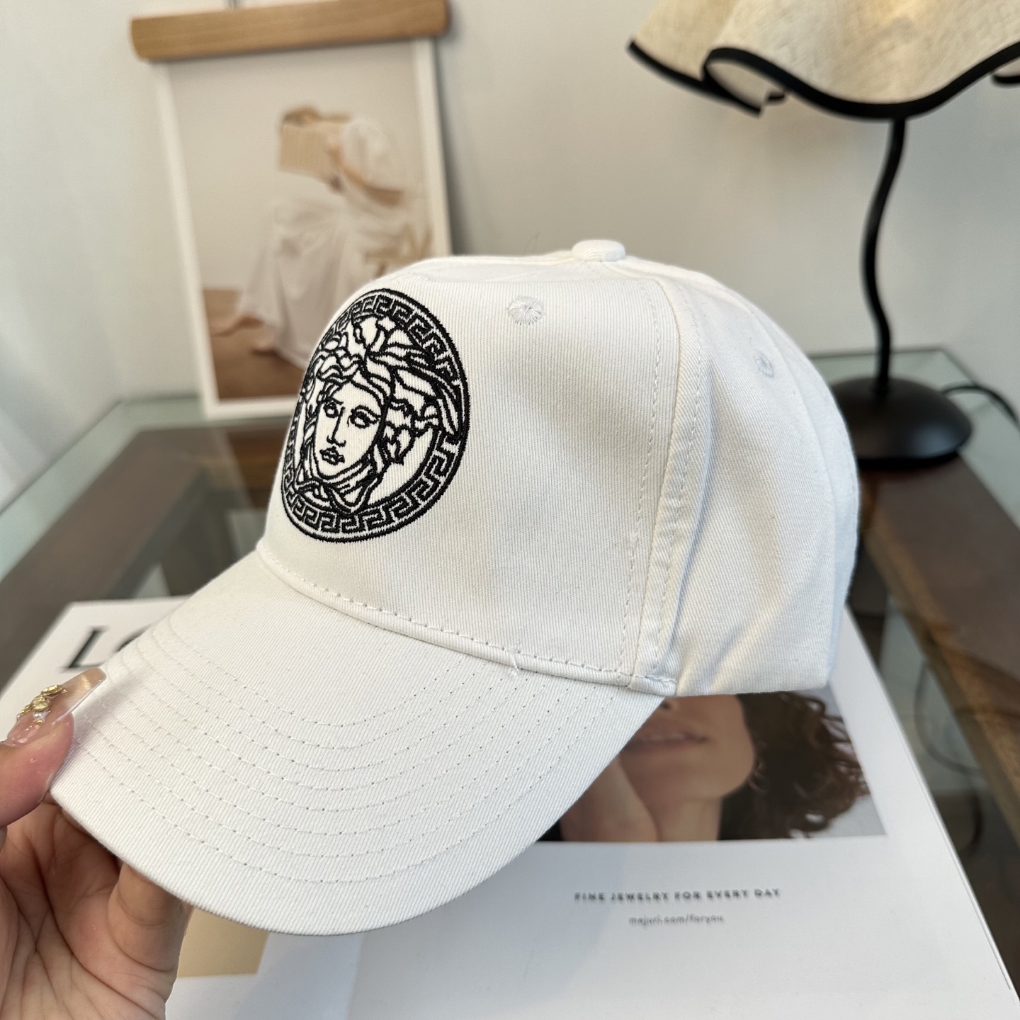 爆款出货！VERSACE(范思哲)新款棒球帽，1:1开模订制，可调节 热卖。