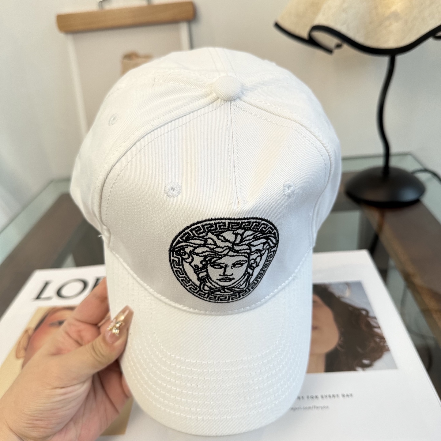 爆款出货！VERSACE(范思哲)新款棒球帽，1:1开模订制，可调节 热卖。