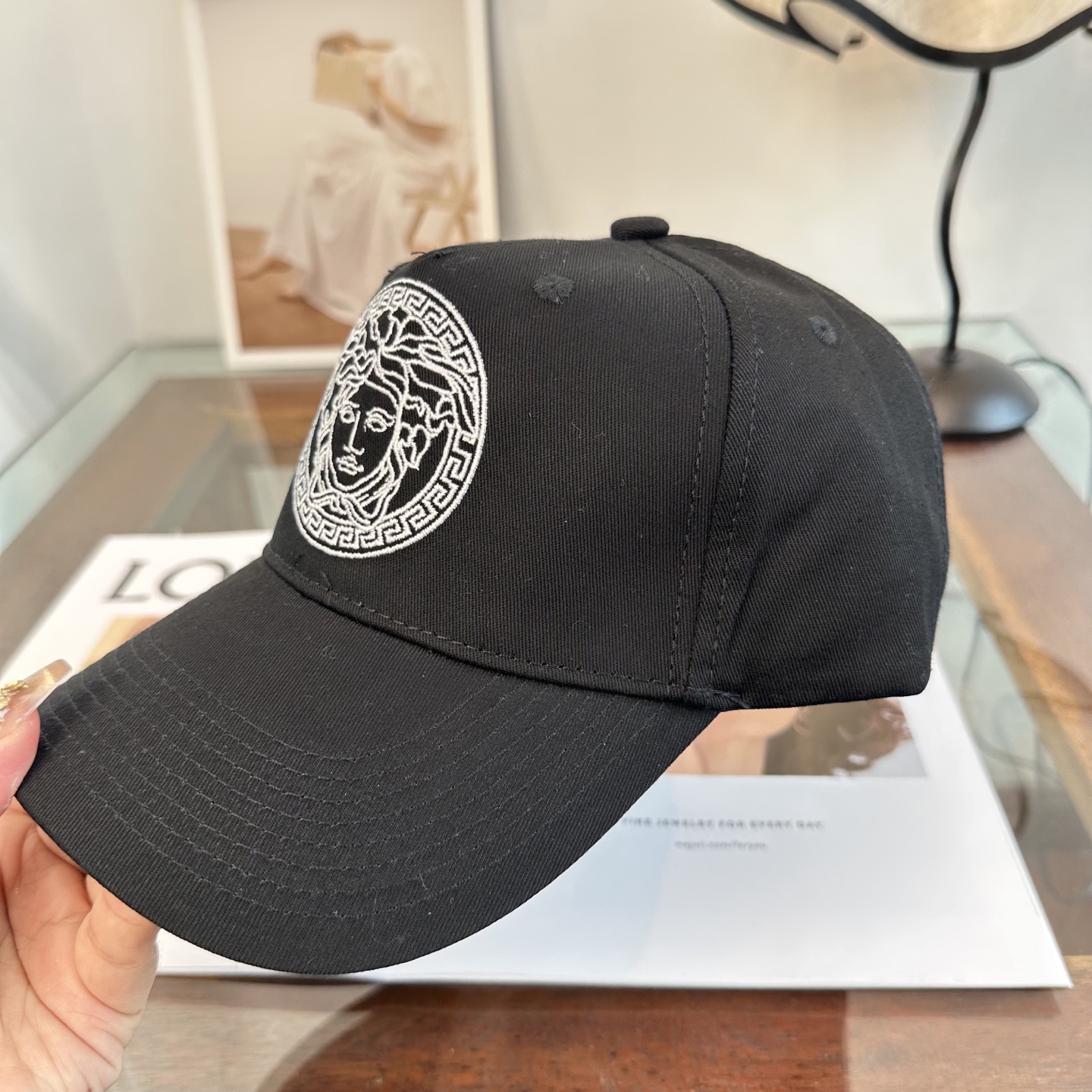 爆款出货！VERSACE(范思哲)新款棒球帽，1:1开模订制，可调节 热卖。