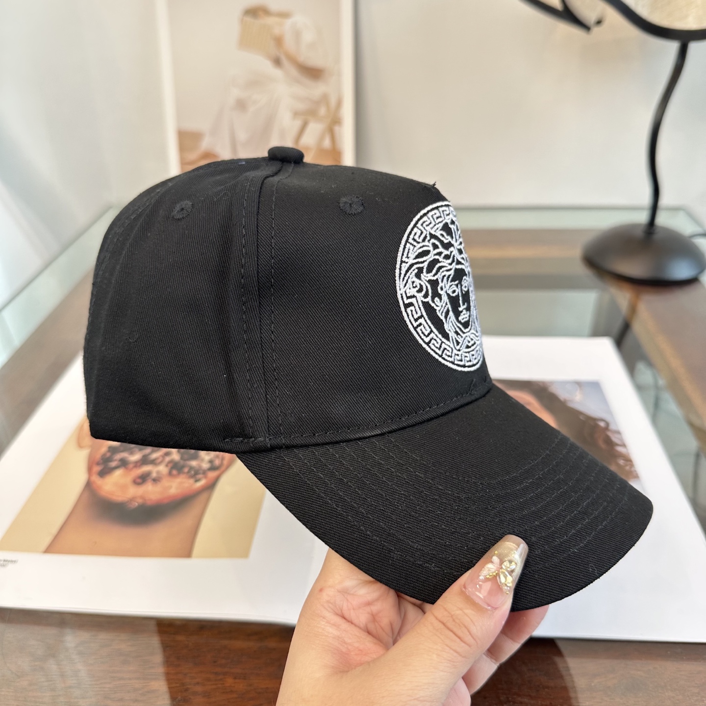 爆款出货！VERSACE(范思哲)新款棒球帽，1:1开模订制，可调节 热卖。