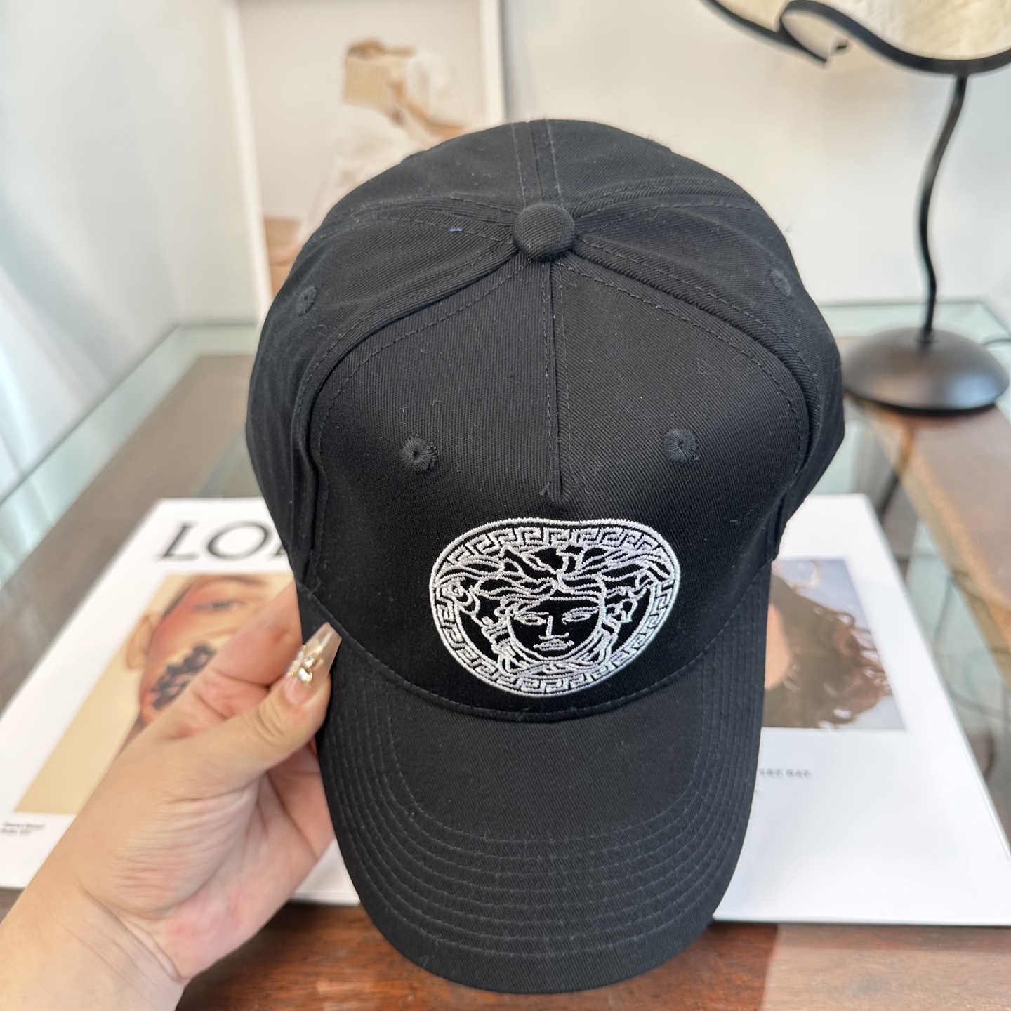 爆款出货！VERSACE(范思哲)新款棒球帽，1:1开模订制，可调节 热卖。