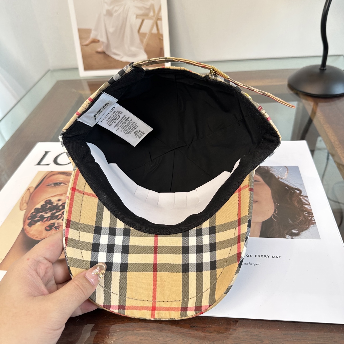 巴宝莉BURBERRY官网同步上线 韩版新款英伦风定制款1:1原单品质 男女通用棒球帽 美邦工艺 高版品