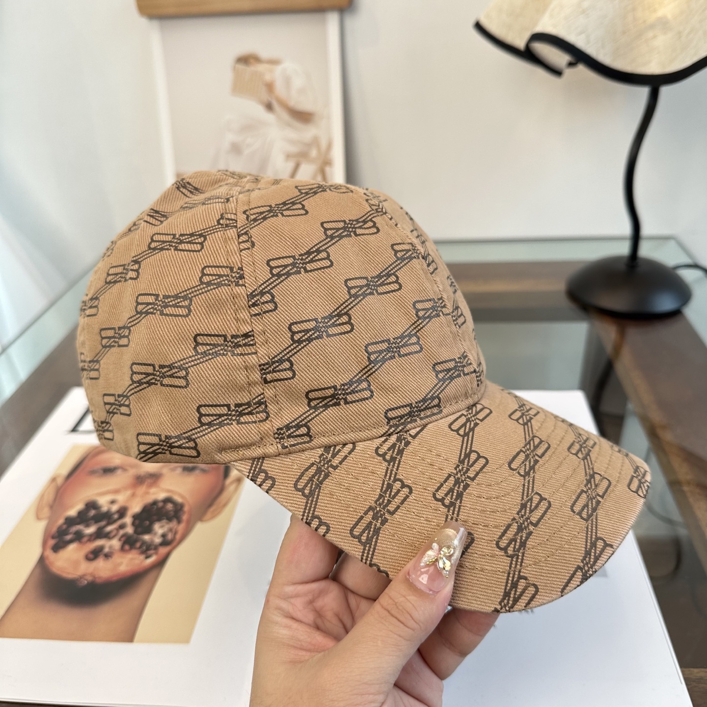 新品Balenciaga 巴黎世家字母新款棒球帽现货秒发🧢简约时尚超级无敌好看的帽子！情侣款！