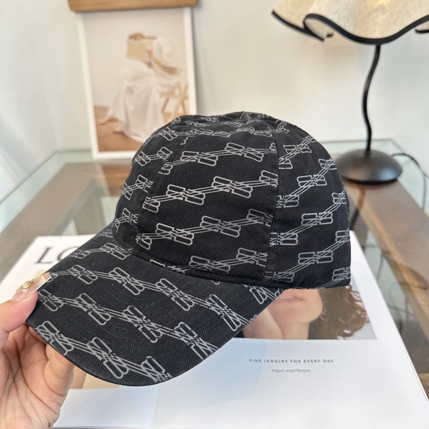 新品Balenciaga 巴黎世家字母新款棒球帽现货秒发🧢简约时尚超级无敌好看的帽子！情侣款！