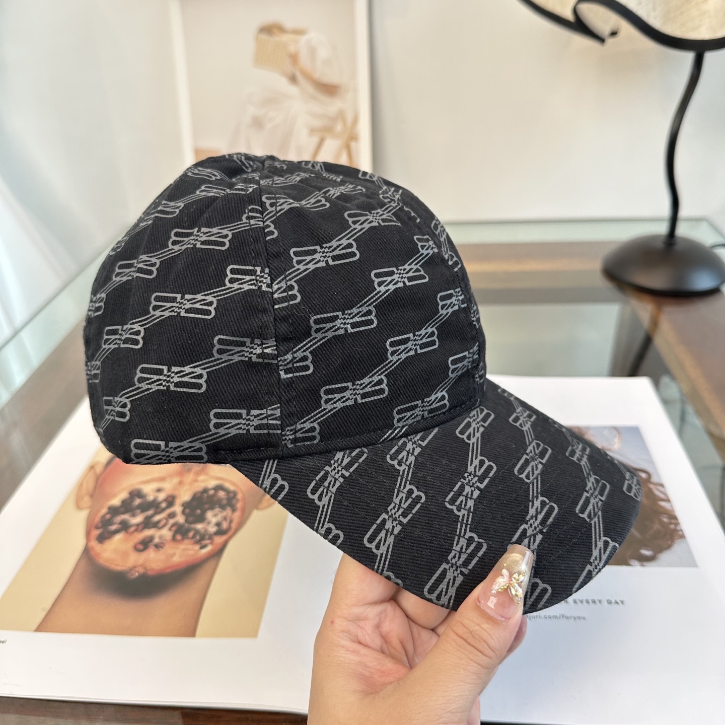 新品Balenciaga 巴黎世家字母新款棒球帽现货秒发🧢简约时尚超级无敌好看的帽子！情侣款！