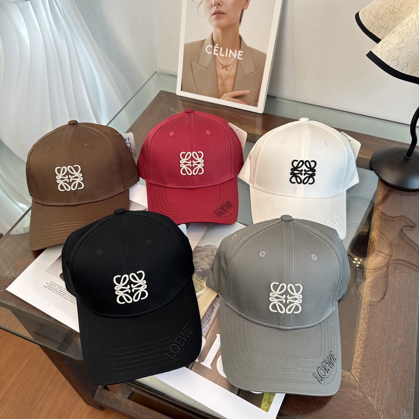 LOEWE【罗意威】新款刺绣棒球帽，专柜同步出货，大牌款超好搭配，赶紧入手