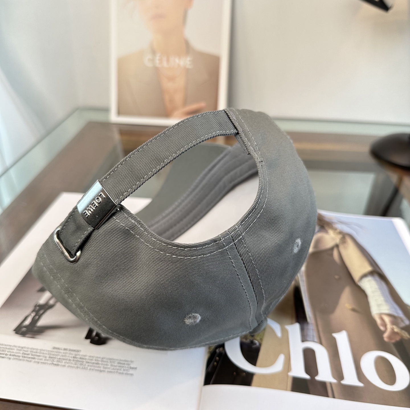 LOEWE【罗意威】新款刺绣棒球帽，专柜同步出货，大牌款超好搭配，赶紧入手