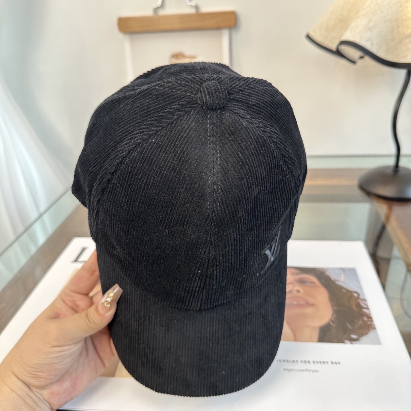 🧢路易威登棒球帽 LouisVuitton😍新款LV棒球帽，重工打造♥️高端大气，百搭款🤗男女通用！