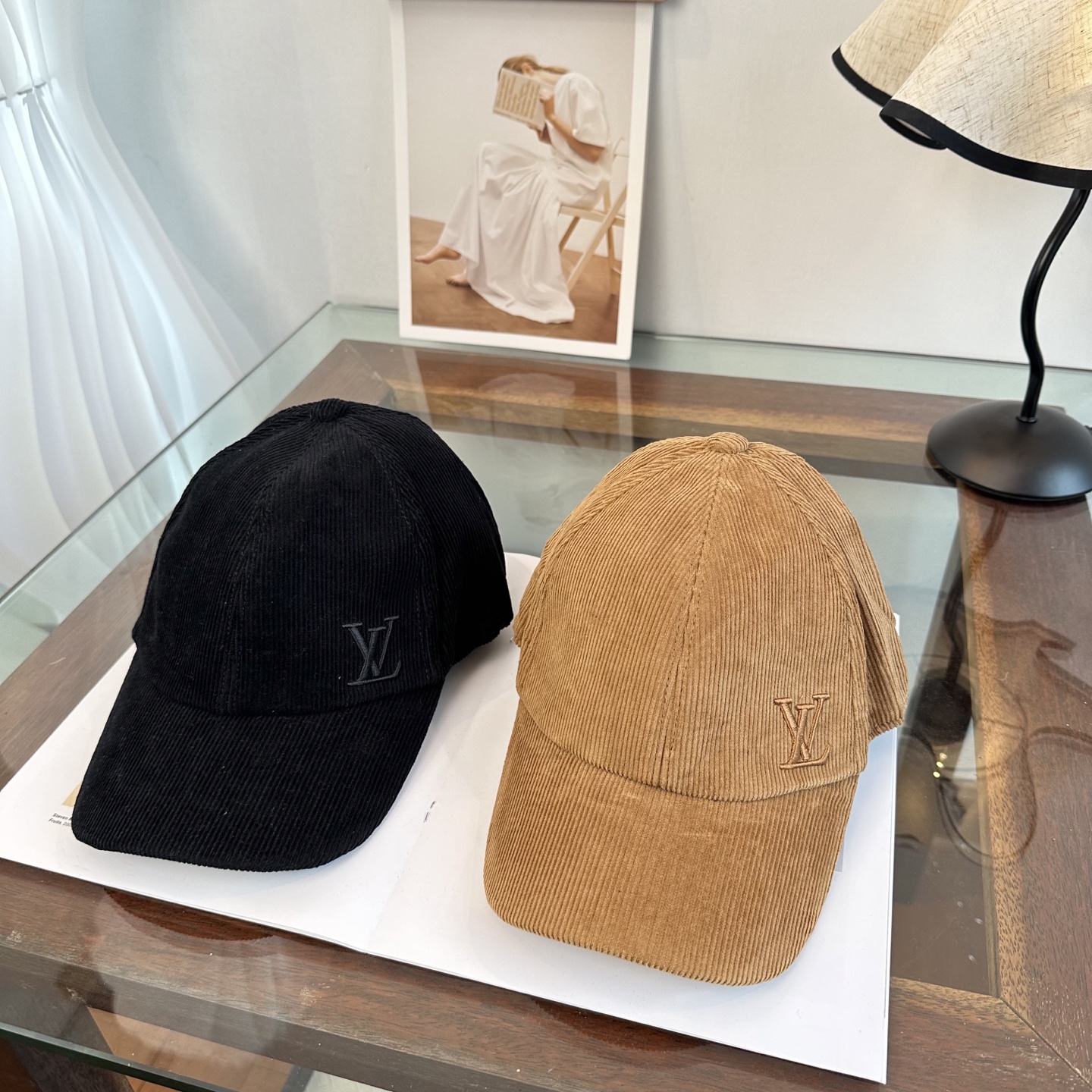 🧢路易威登棒球帽 LouisVuitton😍新款LV棒球帽，重工打造♥️高端大气，百搭款🤗男女通用！