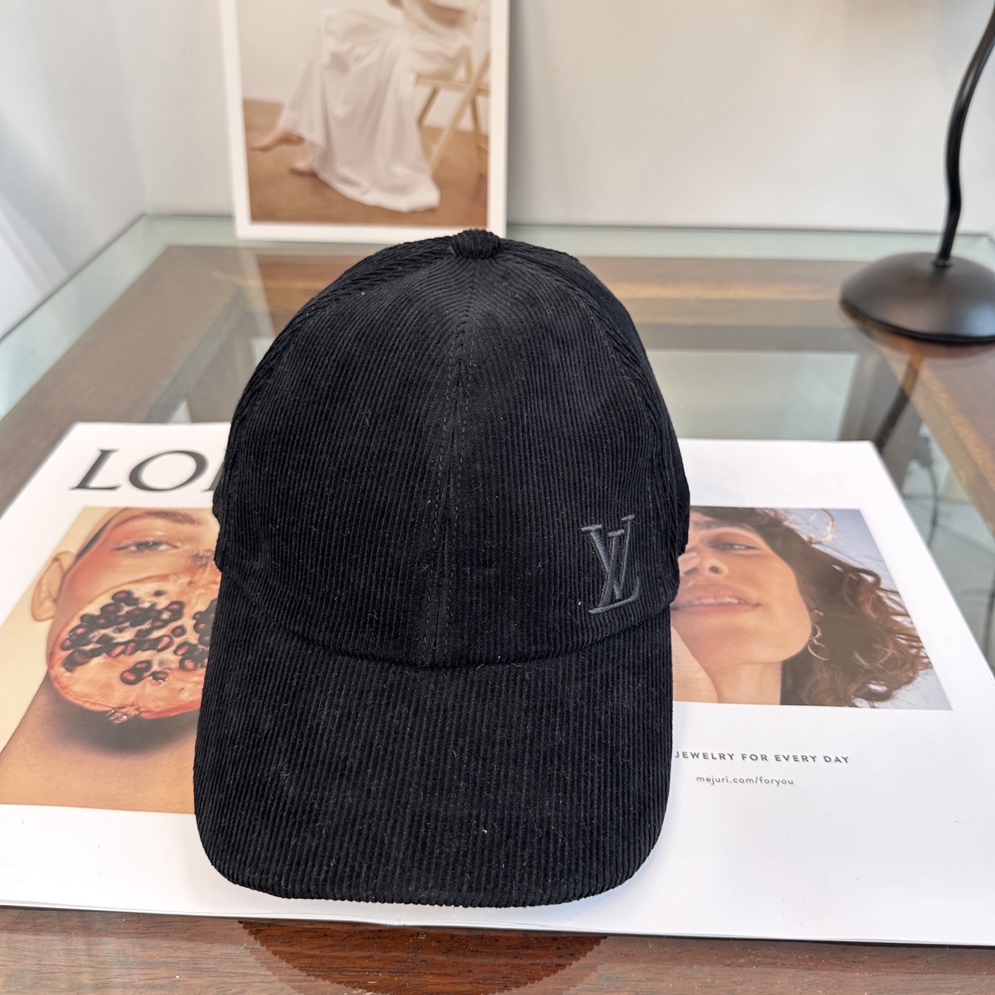 🧢路易威登棒球帽 LouisVuitton😍新款LV棒球帽，重工打造♥️高端大气，百搭款🤗男女通用！
