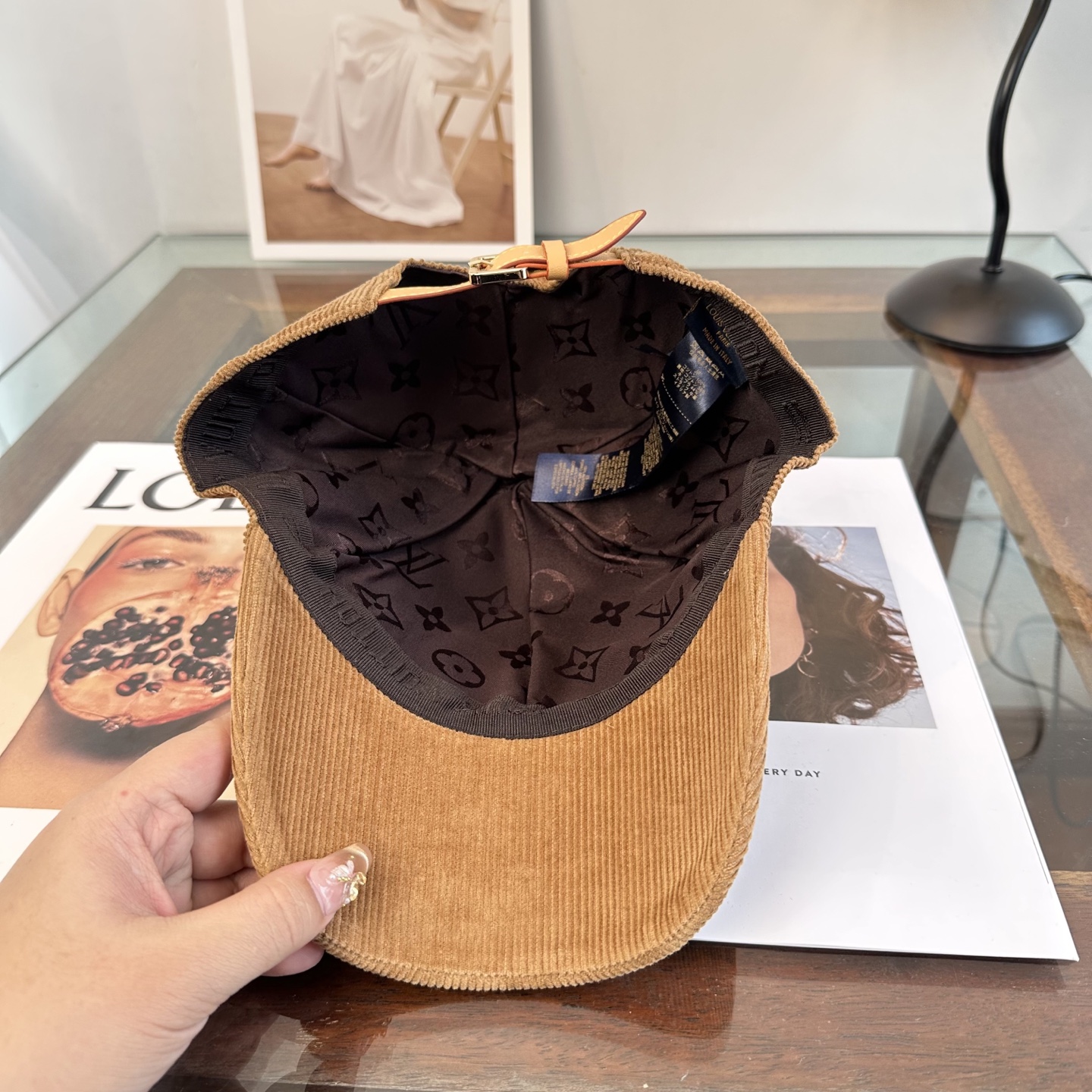🧢路易威登棒球帽 LouisVuitton😍新款LV棒球帽，重工打造♥️高端大气，百搭款🤗男女通用！