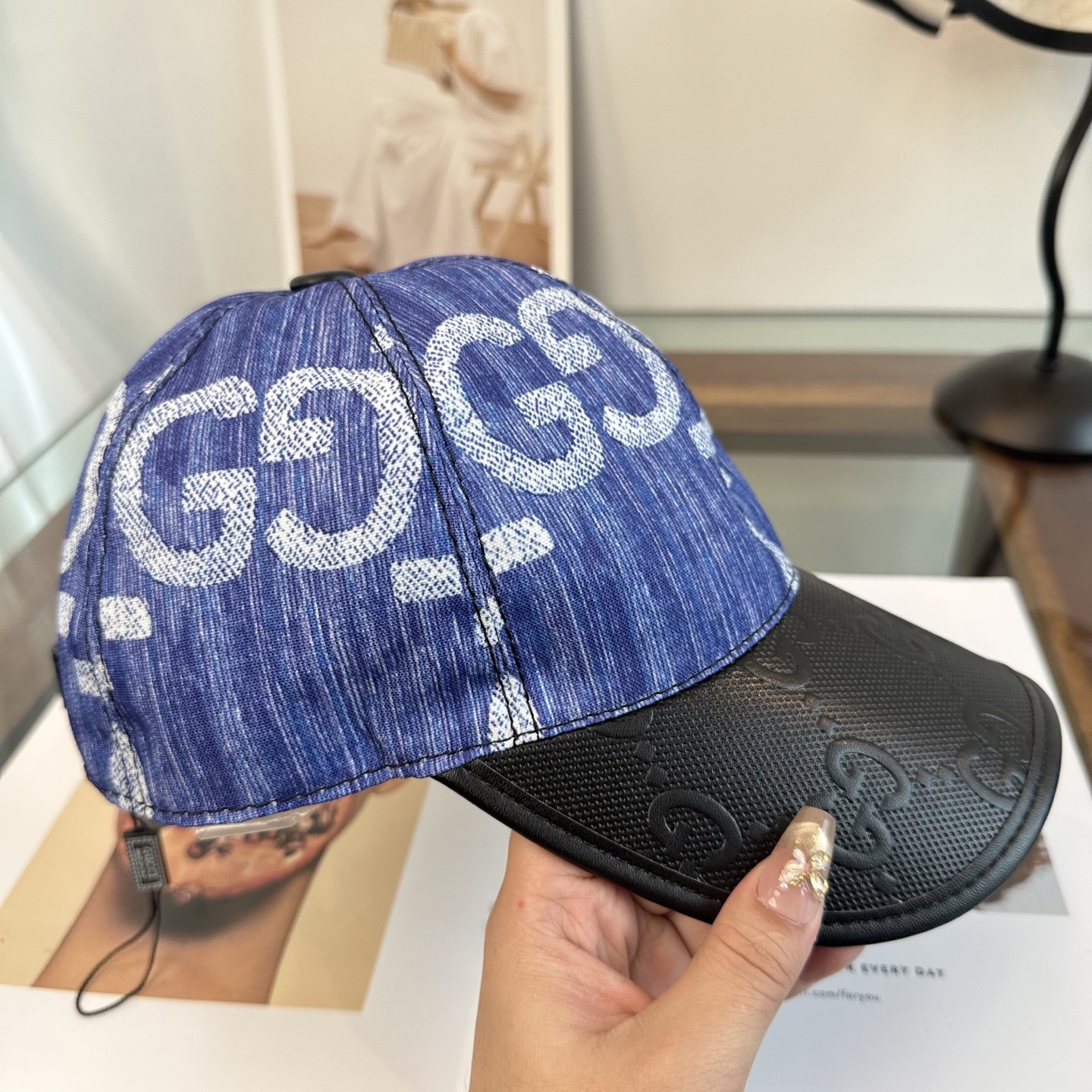 🧢GUCCI古奇棒球帽 😍新款棒球帽，重工打造♥️高端大气，百搭款🤗男女通用！