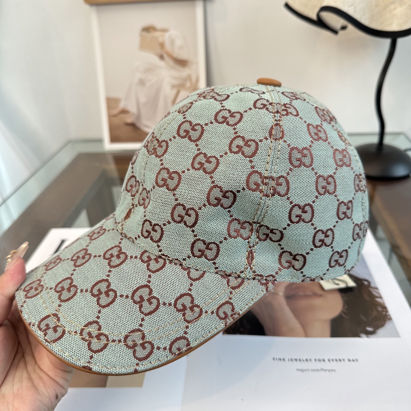 🧢GUCCI古奇棒球帽 😍新款棒球帽，重工打造♥️高端大气，百搭款🤗男女通用！